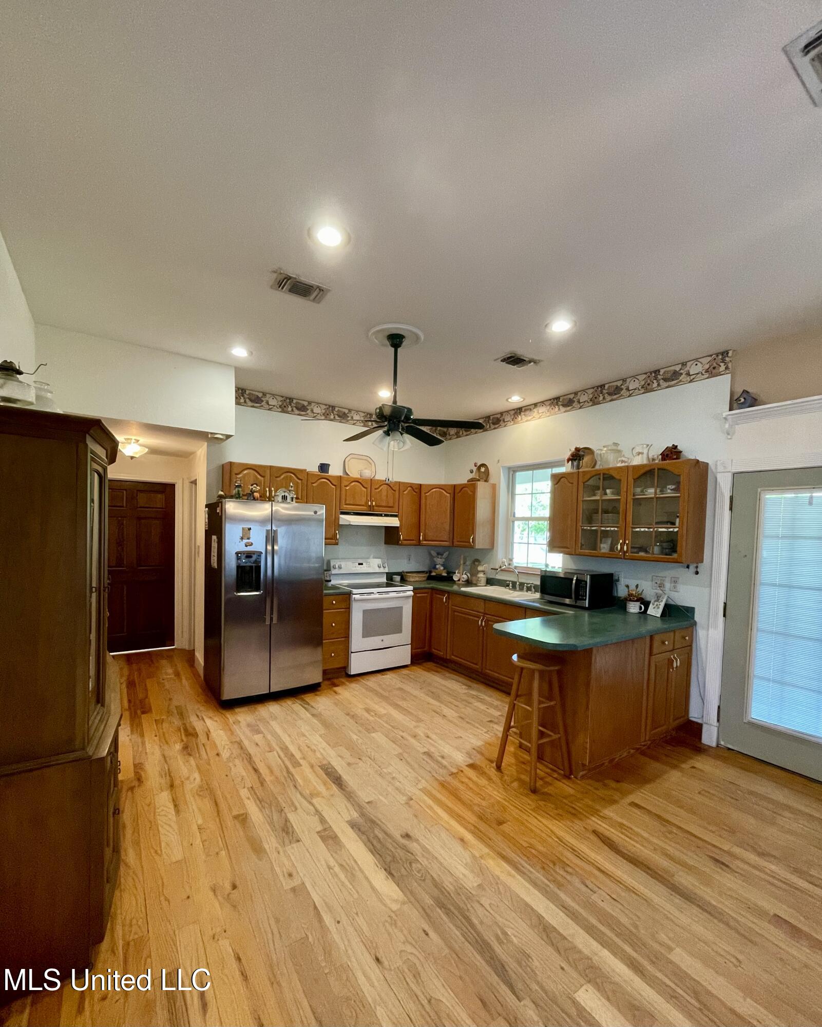 14024 Lorraine Road, Biloxi, Mississippi image 7