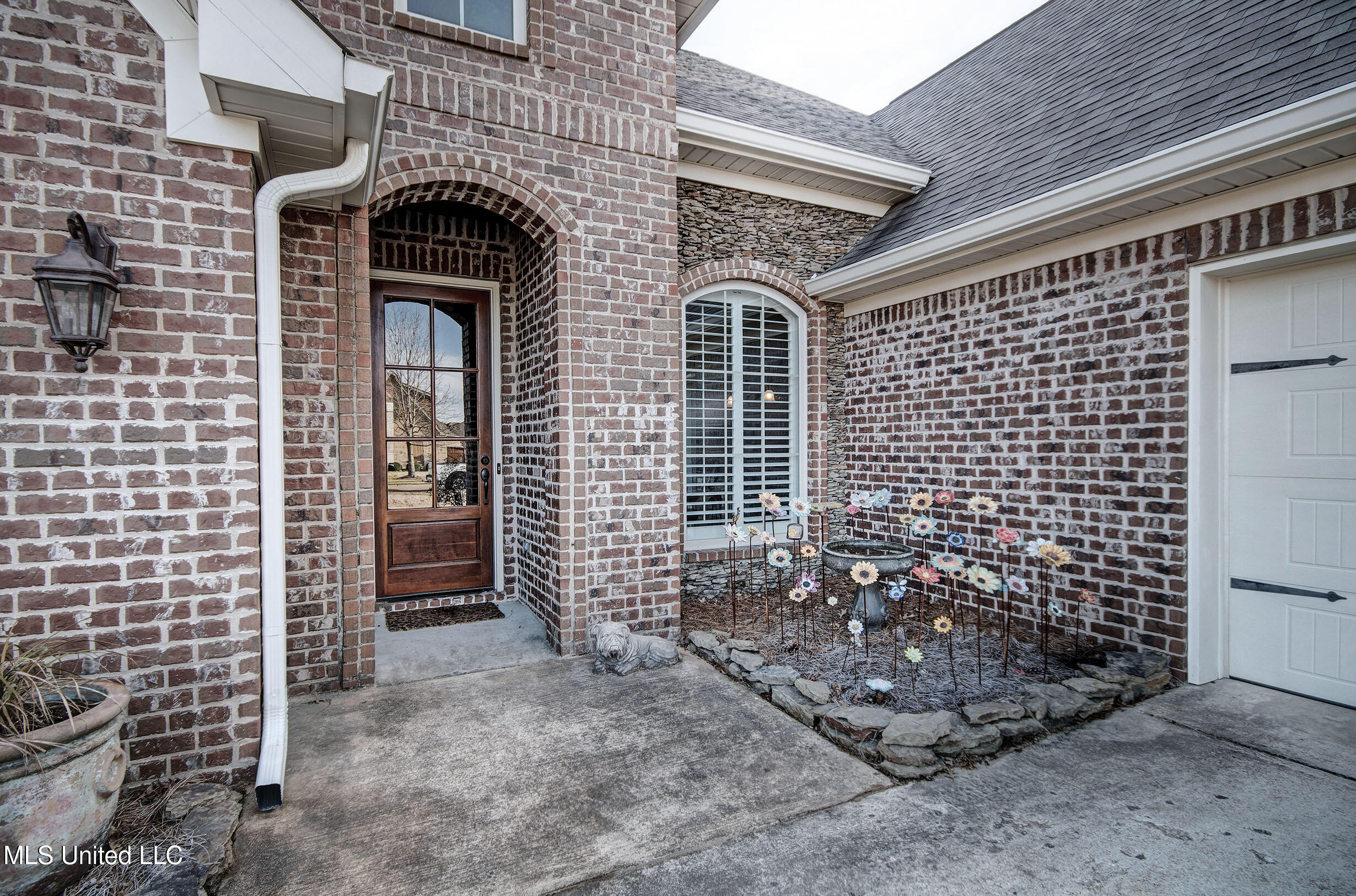 168 Belle Oak Drive, Brandon, Mississippi image 4