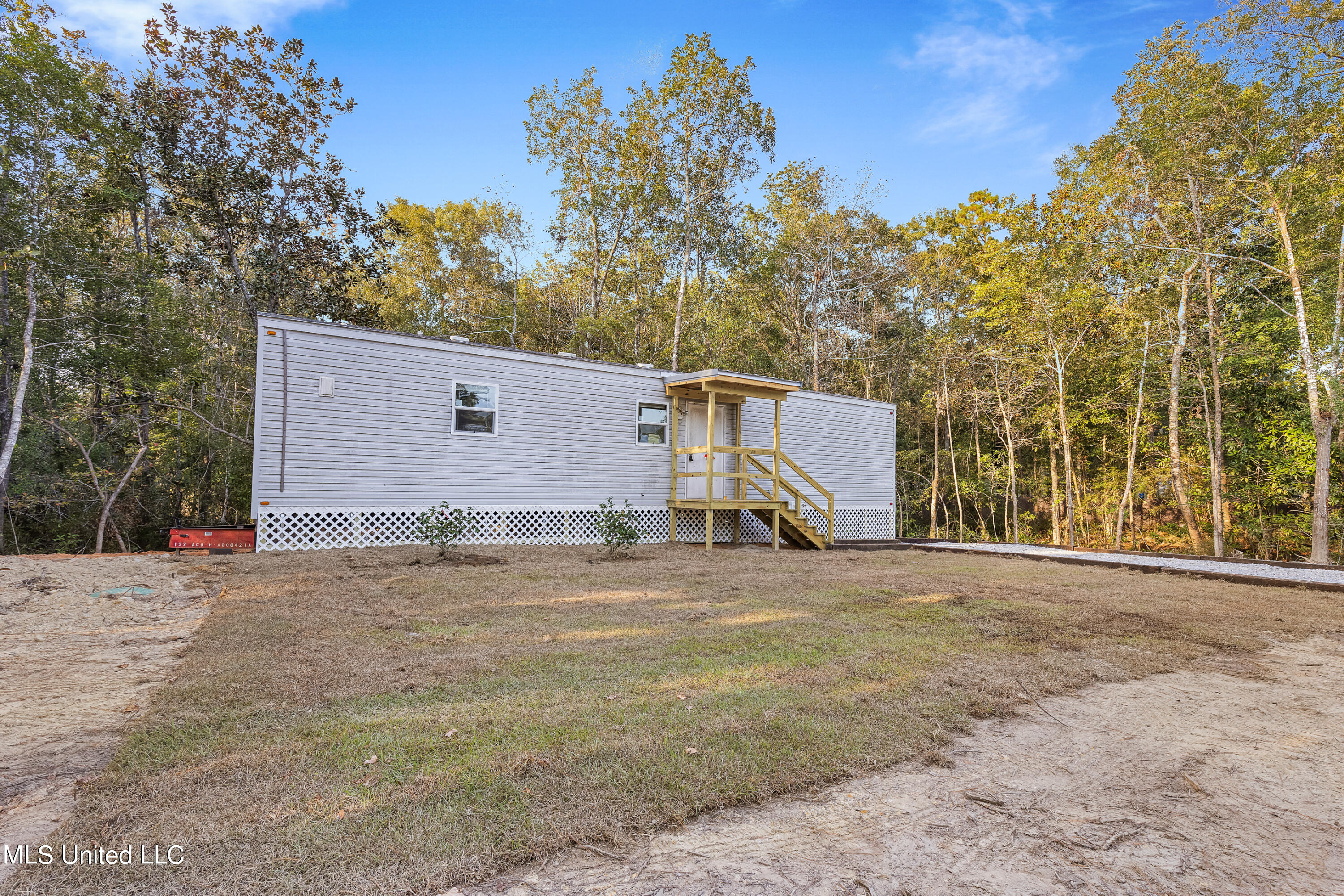 19075 Clearwater Drive, Kiln, Mississippi image 5