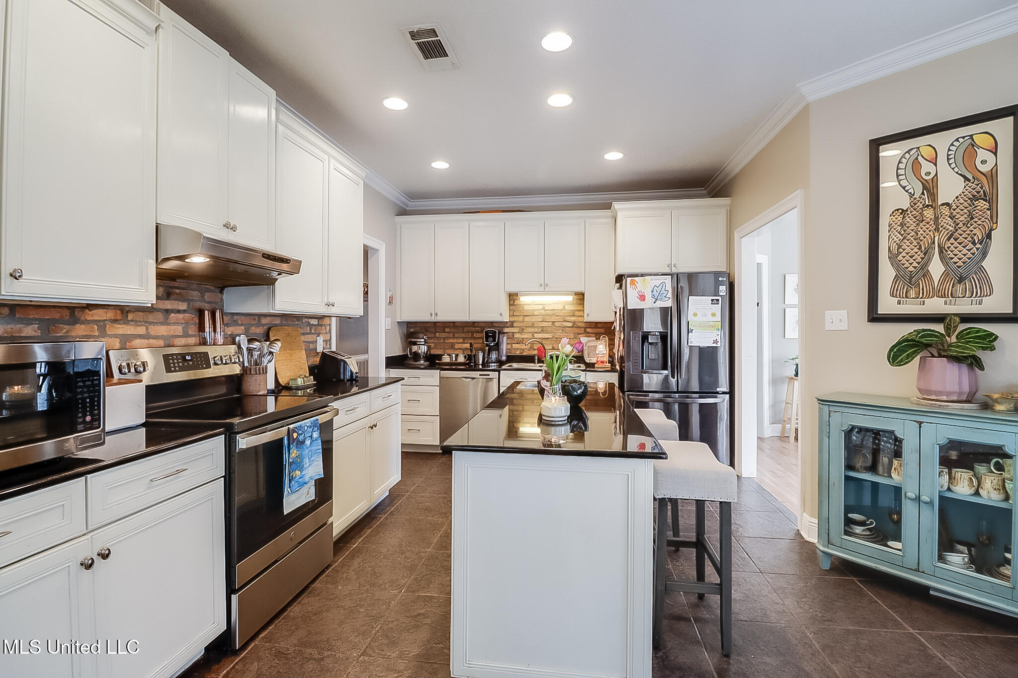 11845 River Estates Circle, Biloxi, Mississippi image 5