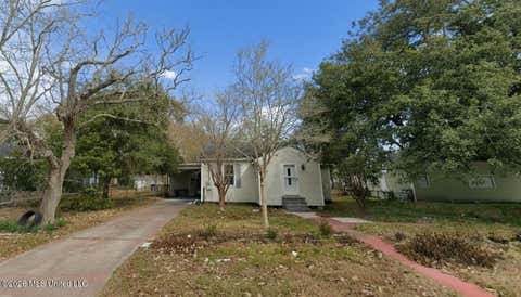 Homes For Sale - 2215 Taft Avenue<br/> Pascagoula, MS 39567
