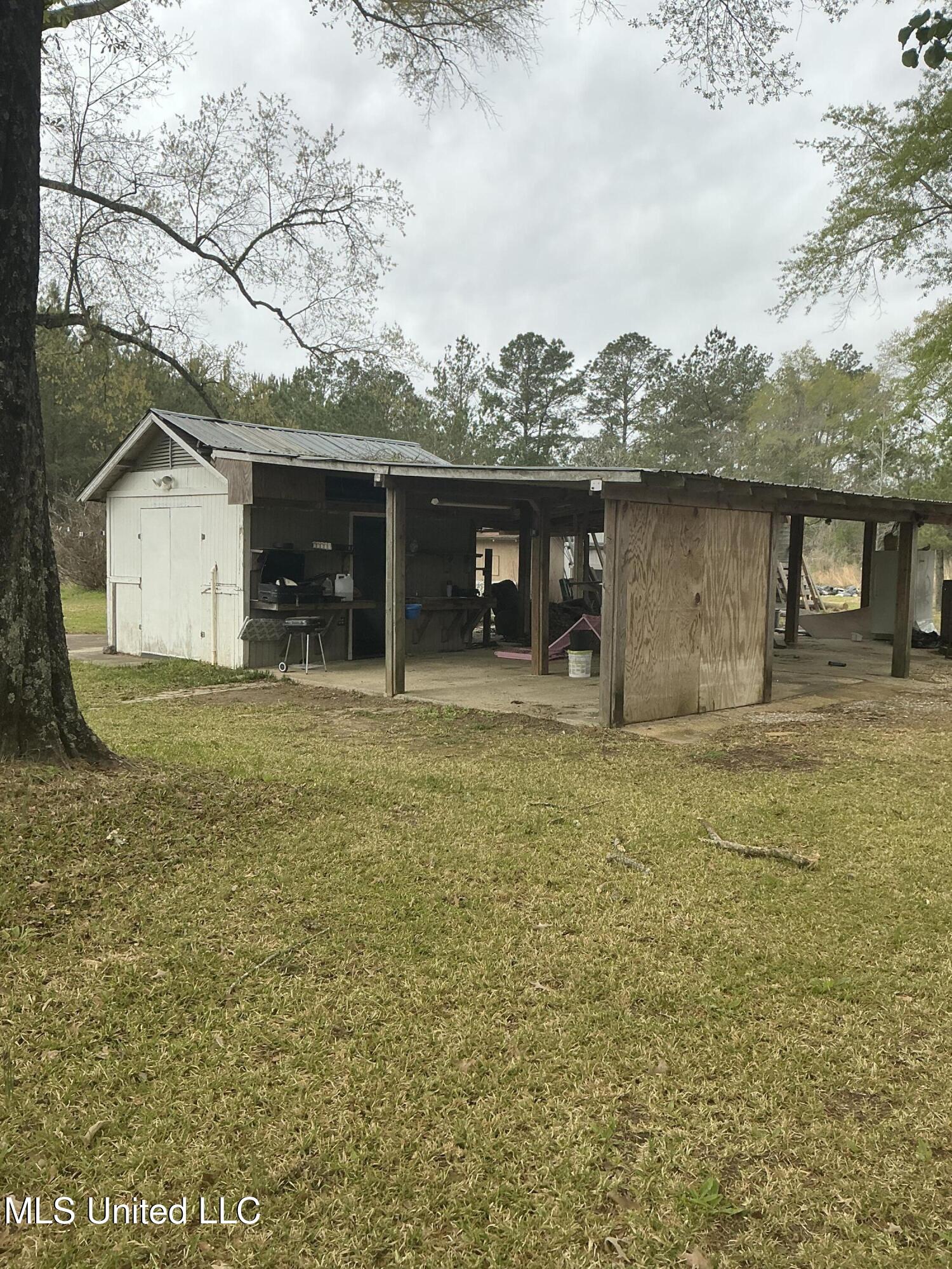 214 Gilley Lane, Leakesville, Mississippi image 18