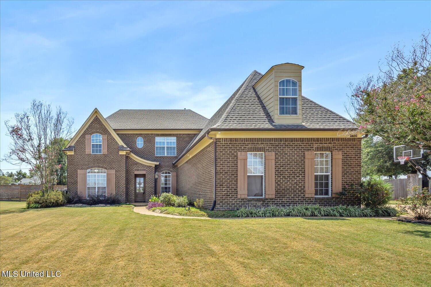 8655 Belmor Crossing Cove, Olive Branch, Mississippi image 1