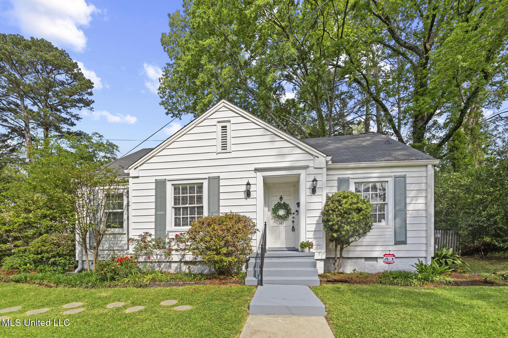 141 River Park Drive, Jackson, Mississippi image 1