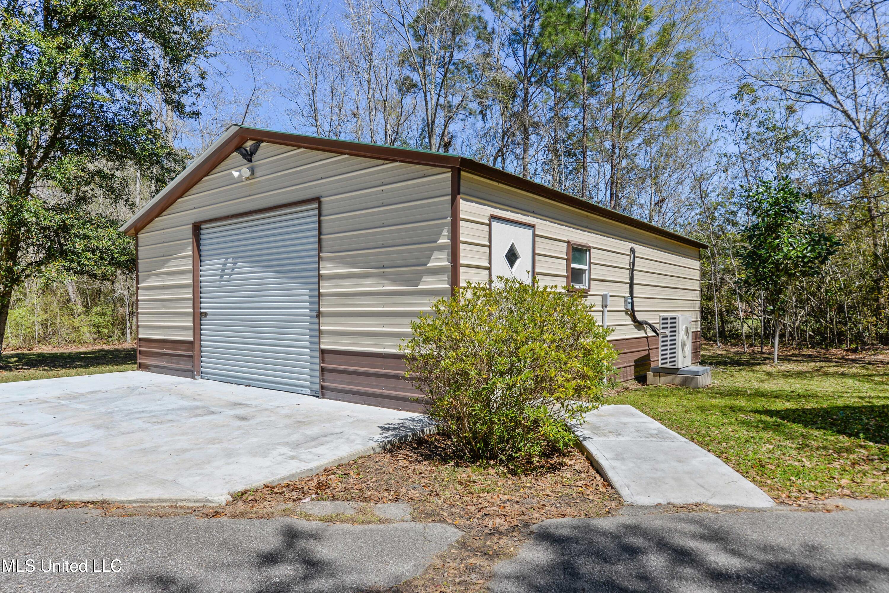 10108 Dawnview Way, Moss Point, Mississippi image 17