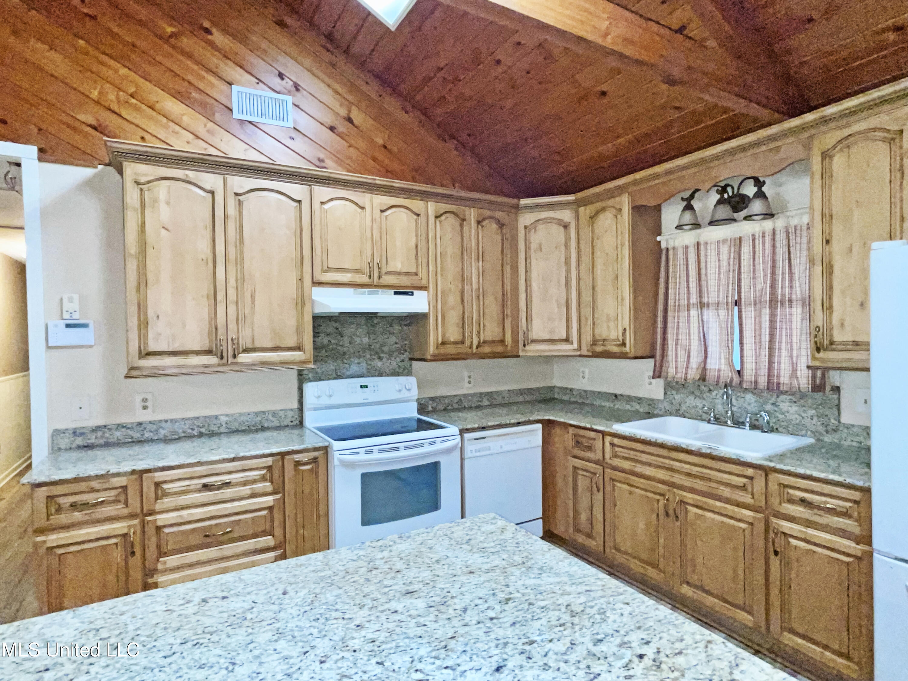 1220 Louisiana Avenue, Leakesville, Mississippi image 9