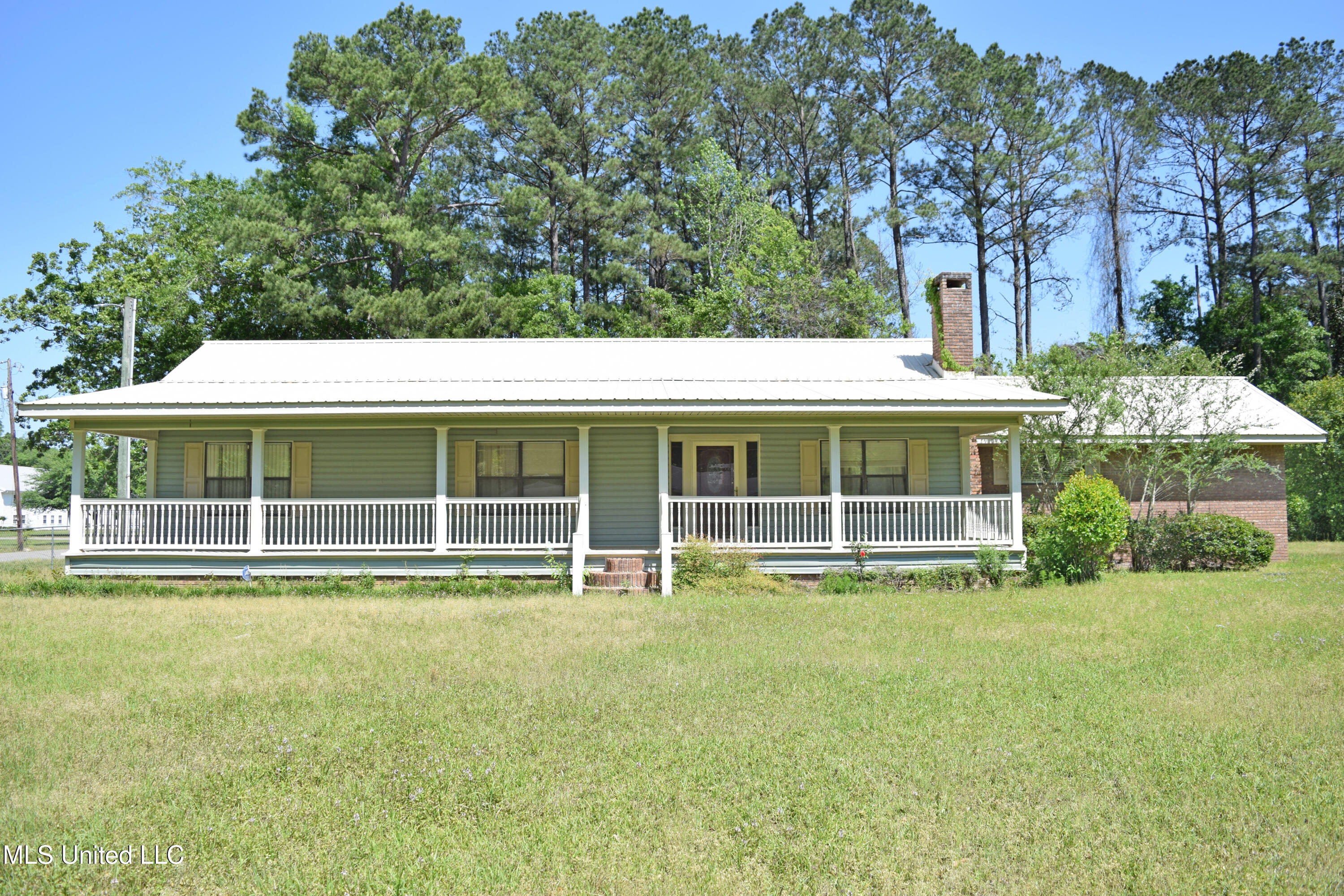 1220 Louisiana Avenue, Leakesville, Mississippi image 1
