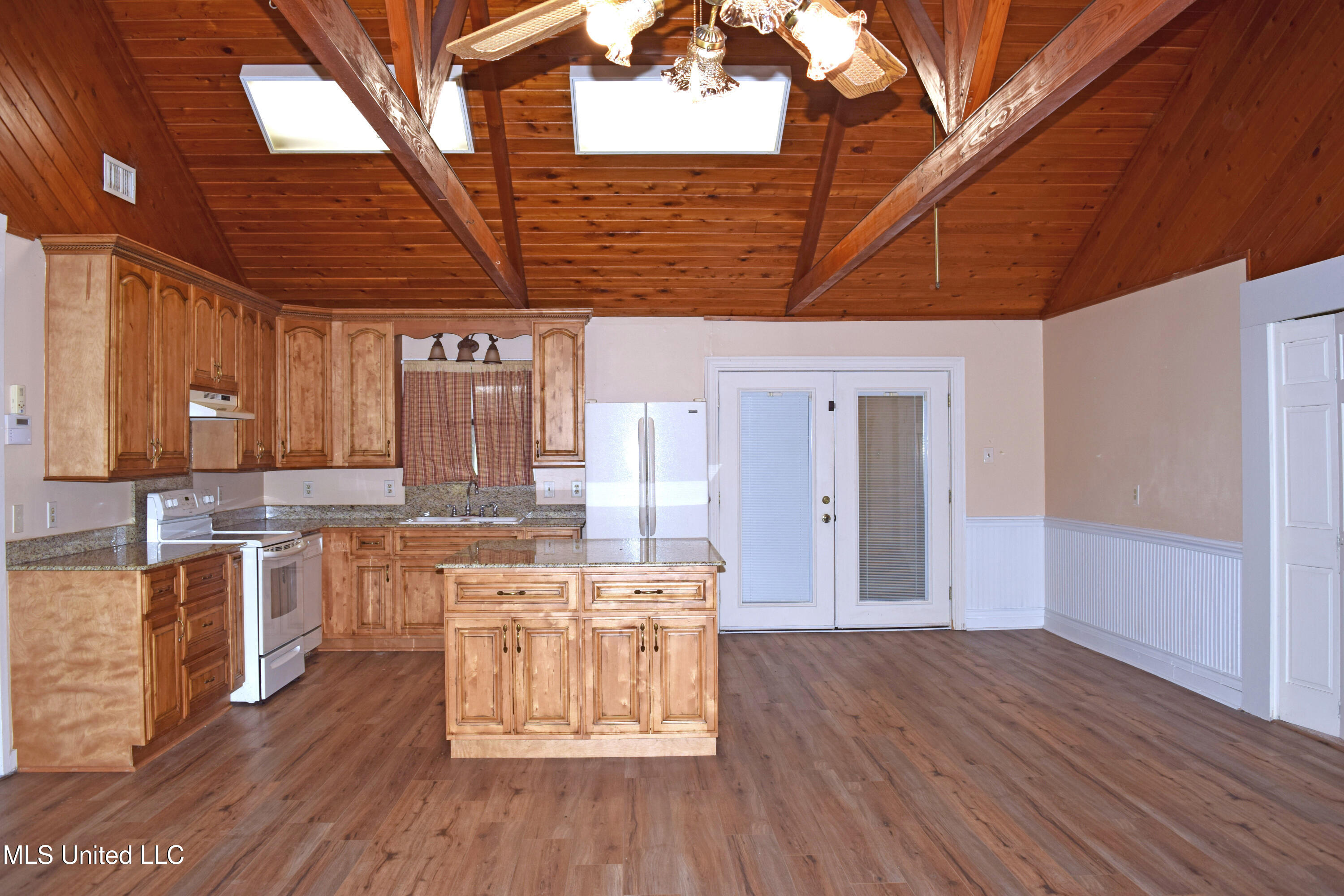 1220 Louisiana Avenue, Leakesville, Mississippi image 4