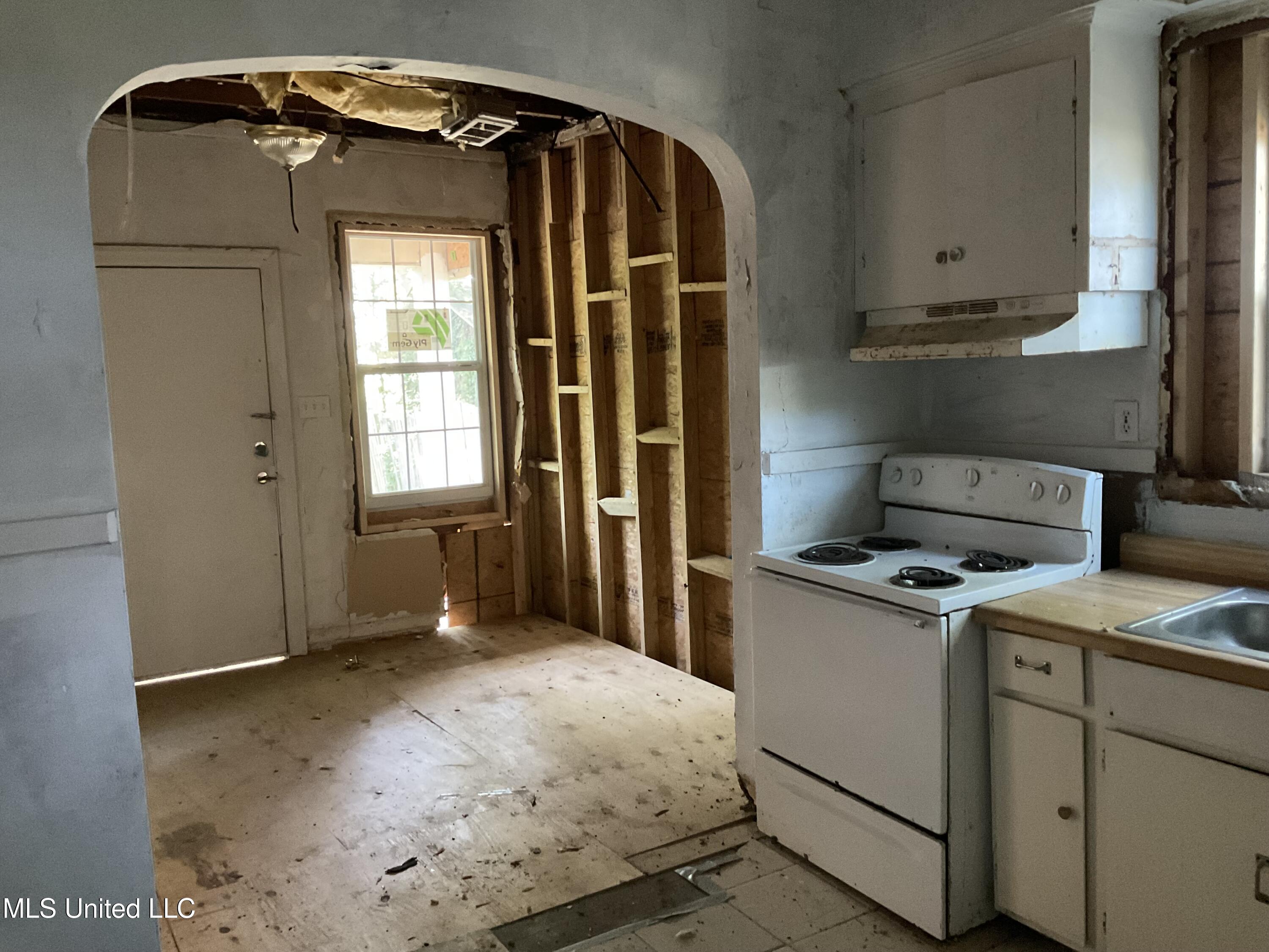 3779 Northview Drive, Jackson, Mississippi image 10