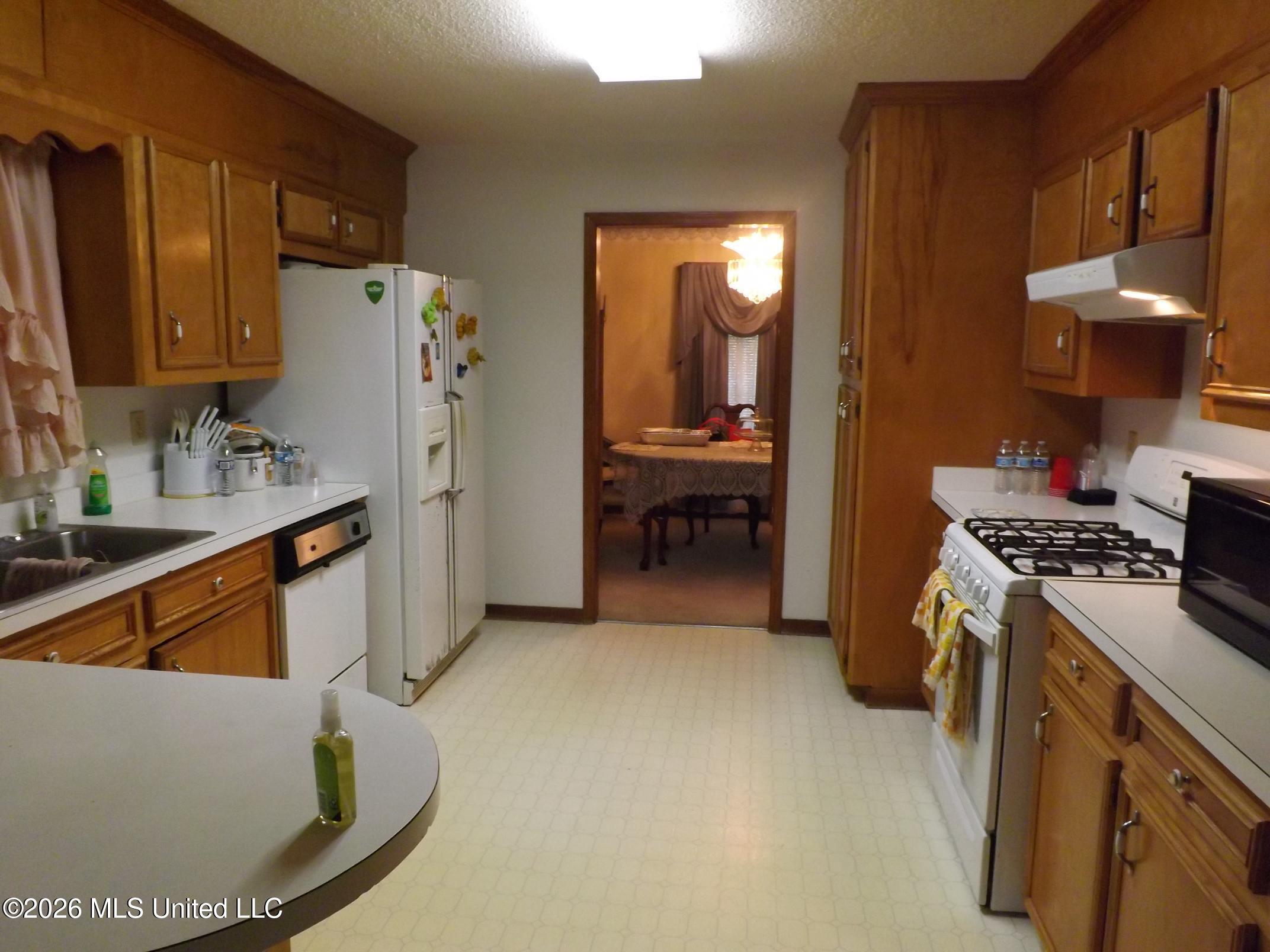 471 River Road