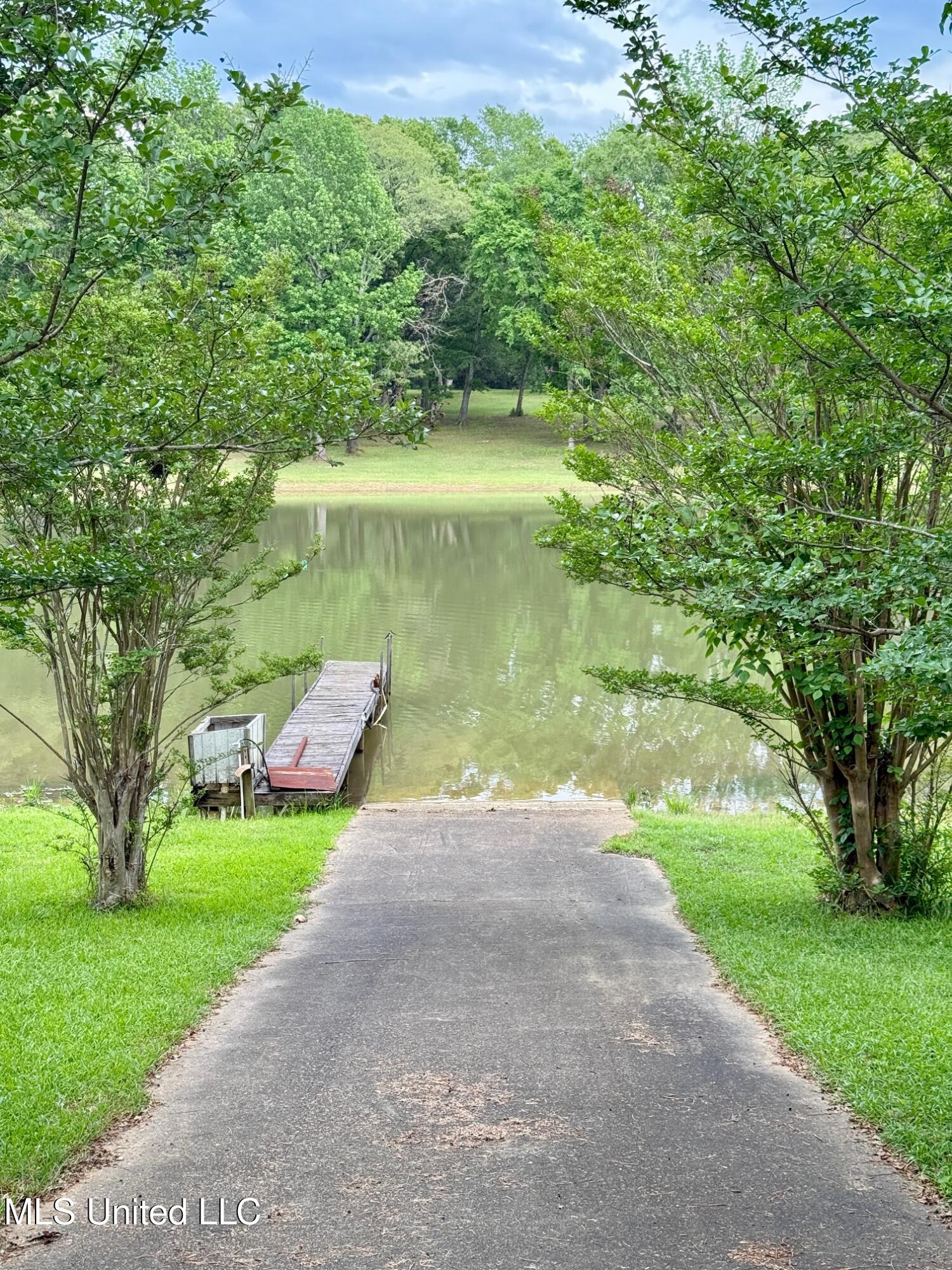 106 Skiers Point, Canton, Mississippi image 7