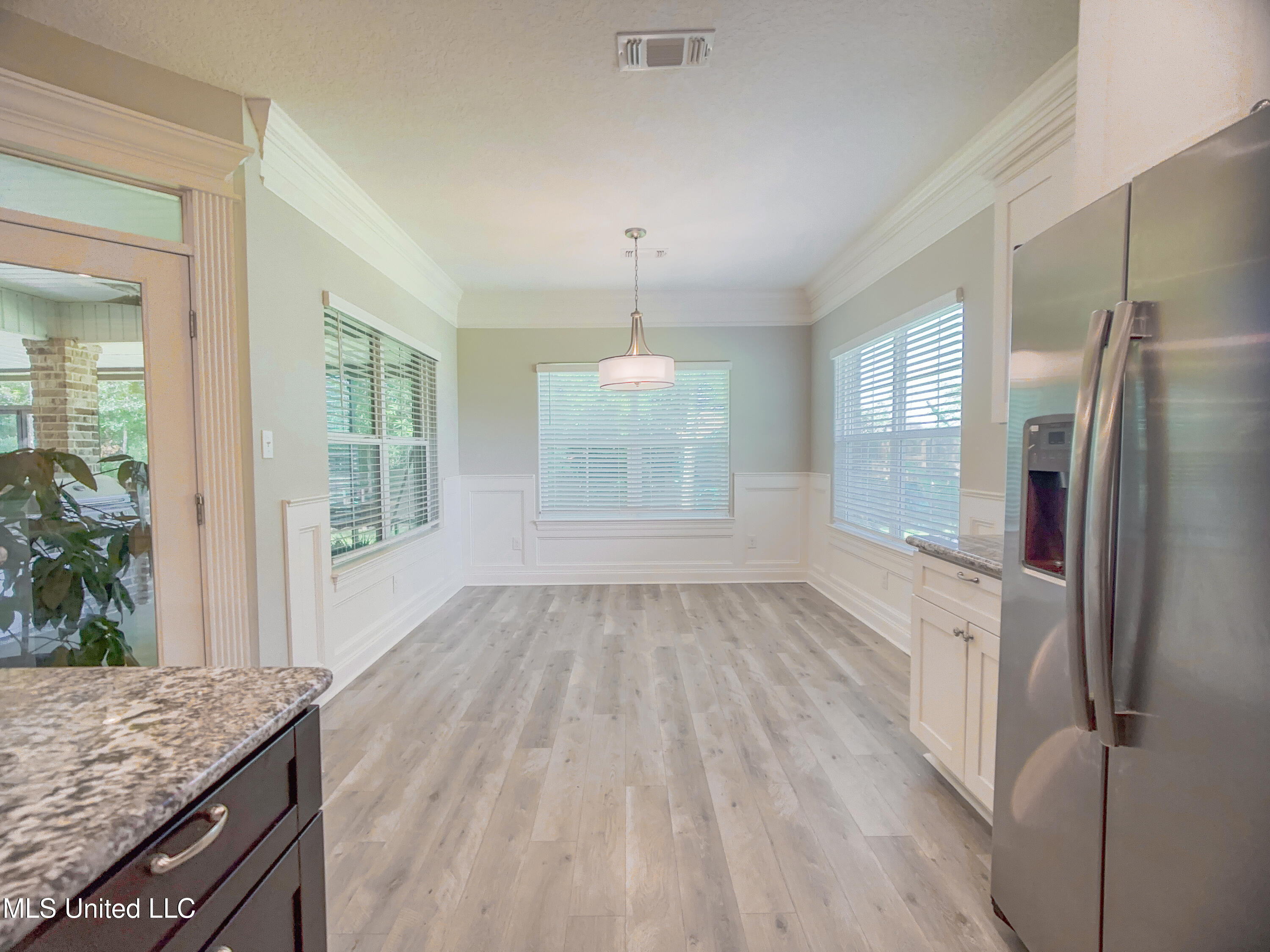 5807 Sylvester Street, Ocean Springs, Mississippi image 9