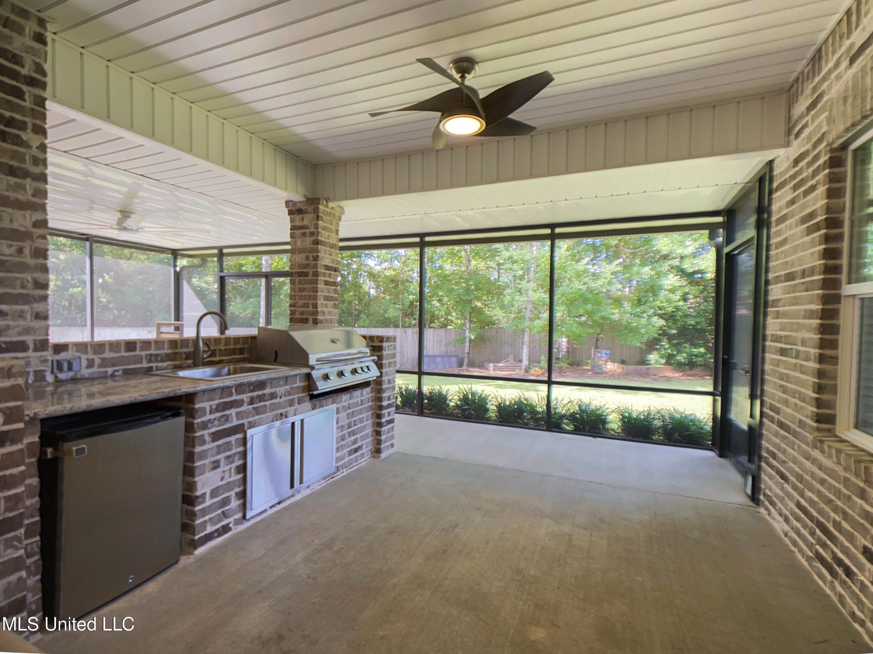 5807 Sylvester Street, Ocean Springs, Mississippi image 28