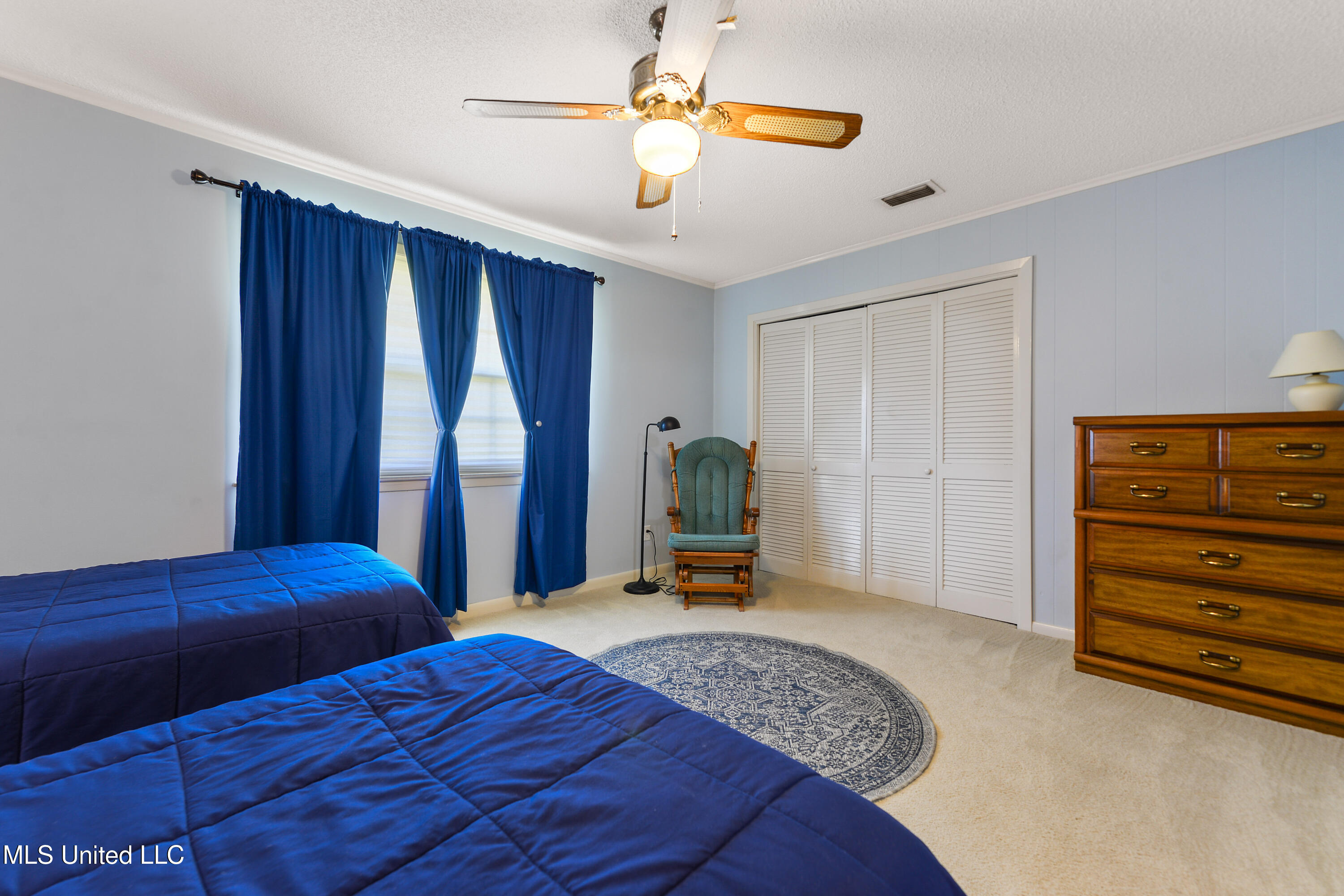 5212 Lakeview Drive, Moss Point, Mississippi image 23