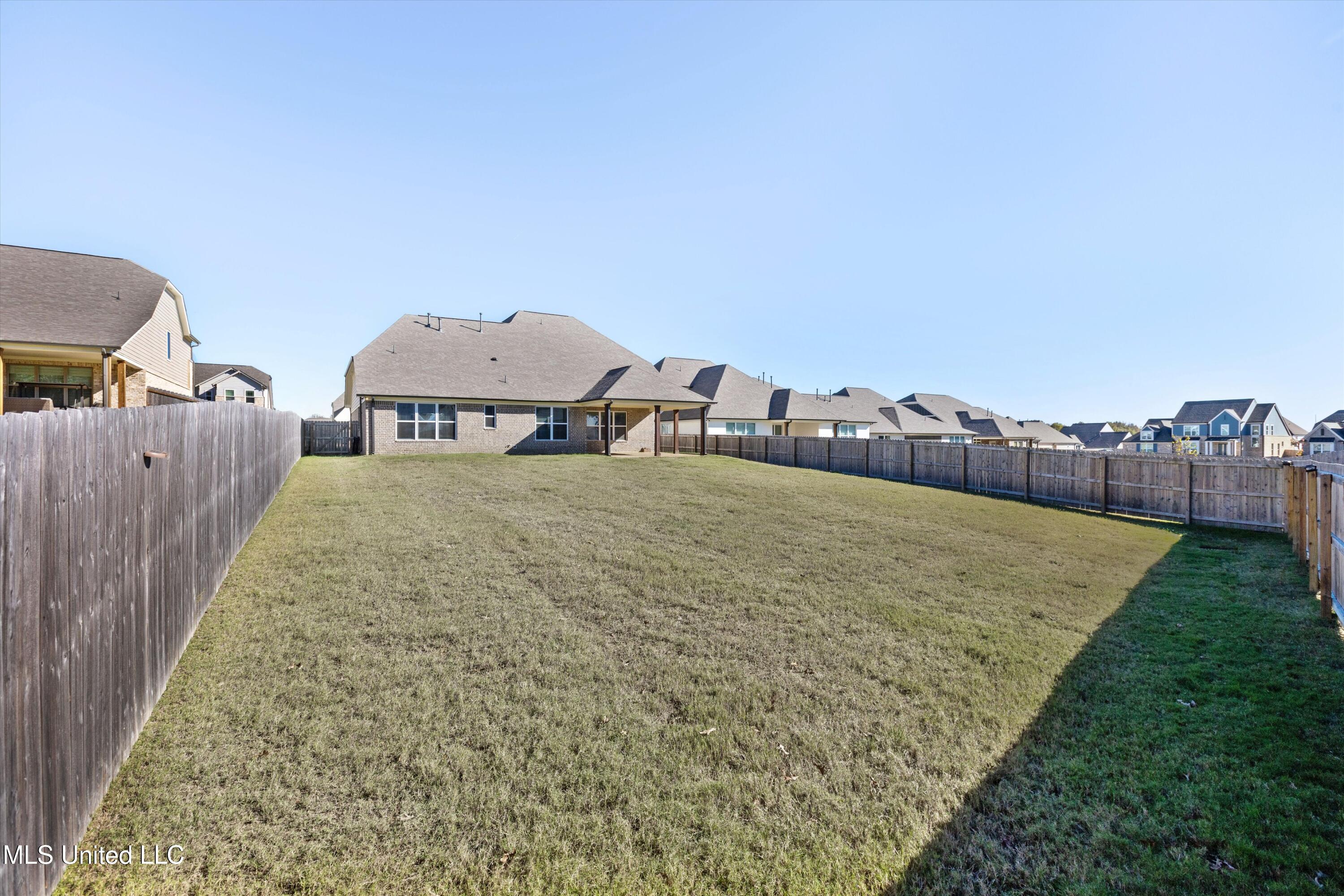 4975 Longmire Lane, Olive Branch, Mississippi image 25