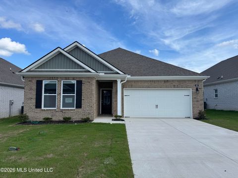 Homes For Sale - 68 Powell Place<br/> Byhalia, MS 38611