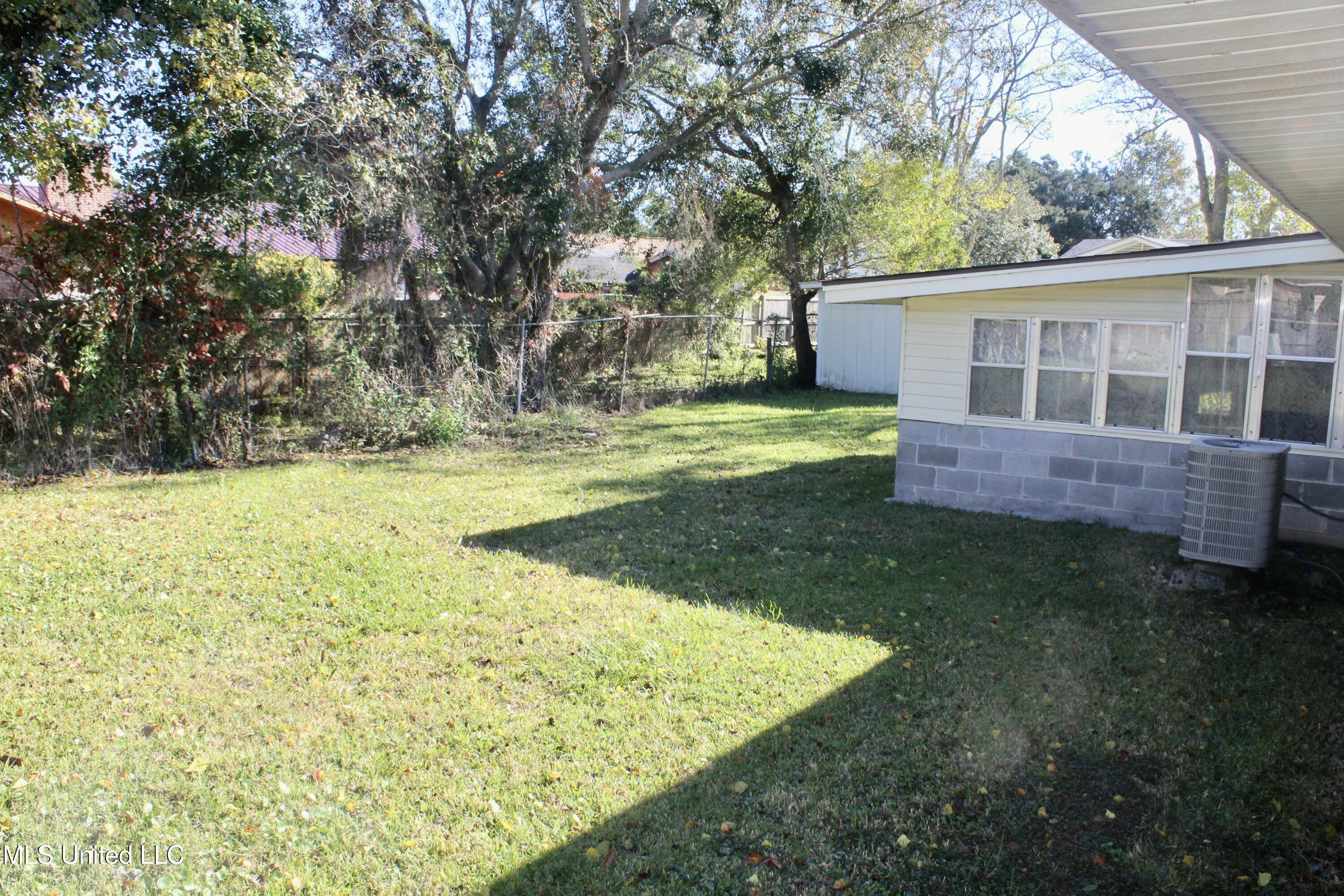 2284 Windsor Court, Biloxi, Mississippi image 22