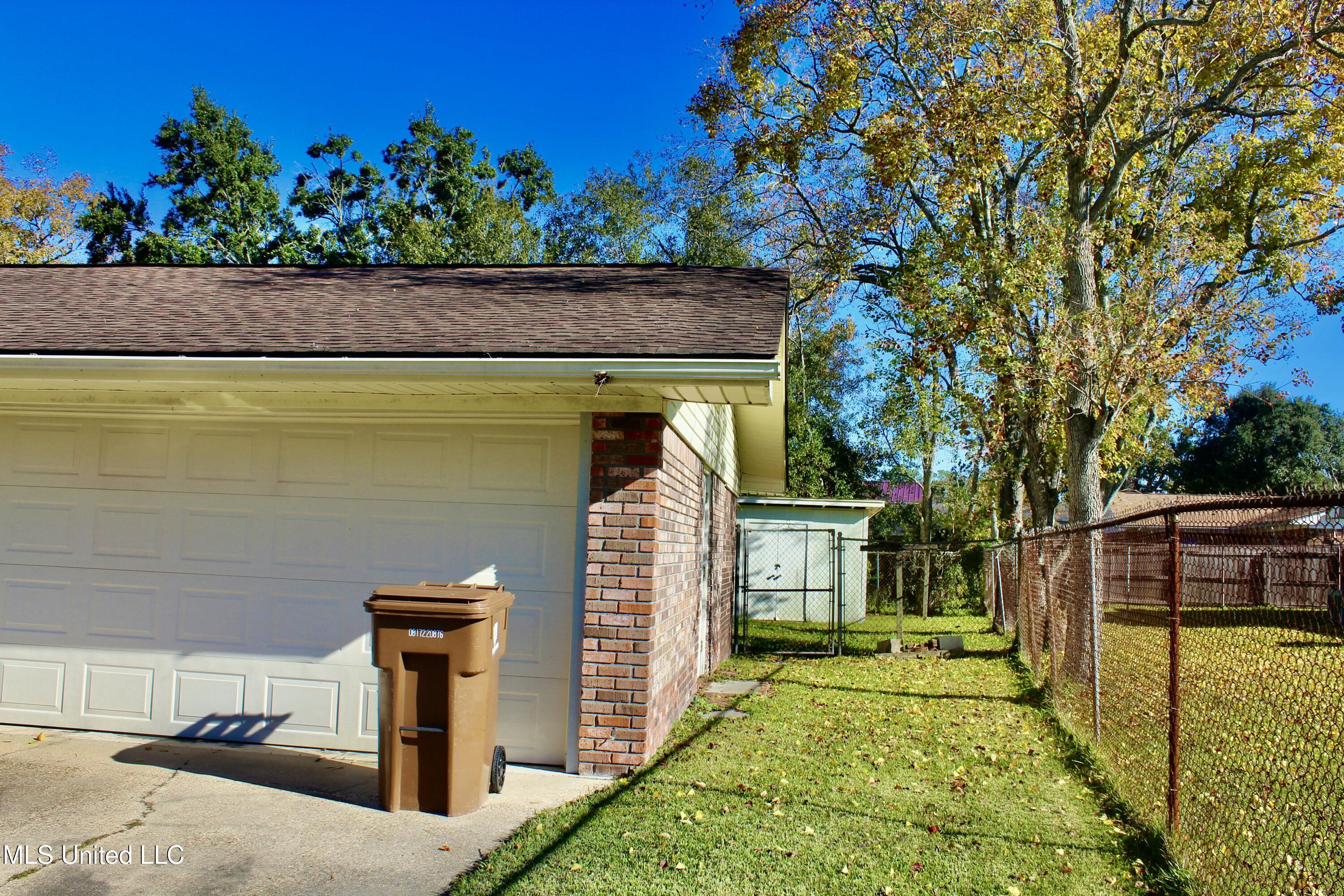 2284 Windsor Court, Biloxi, Mississippi image 17