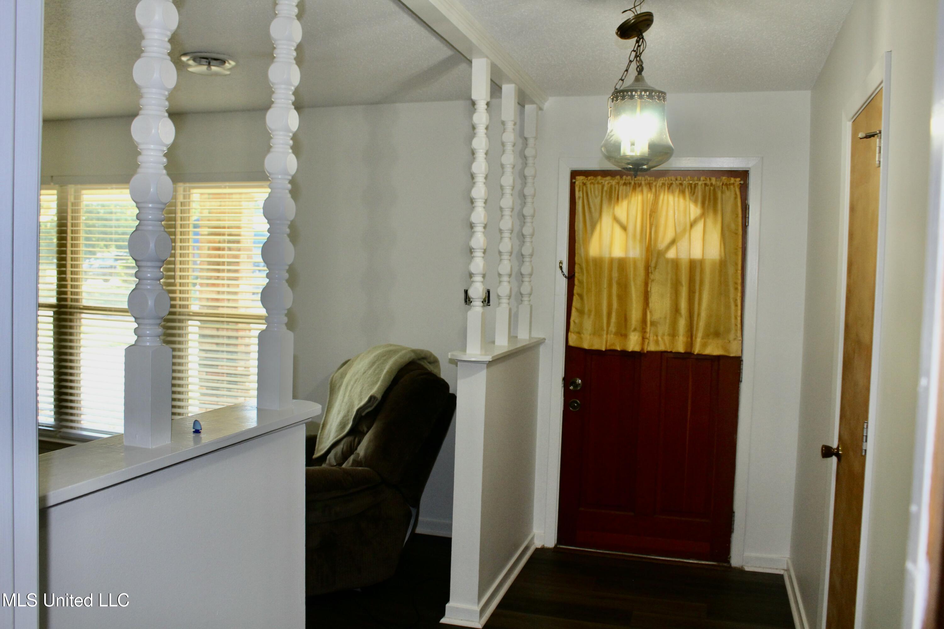 2284 Windsor Court, Biloxi, Mississippi image 2