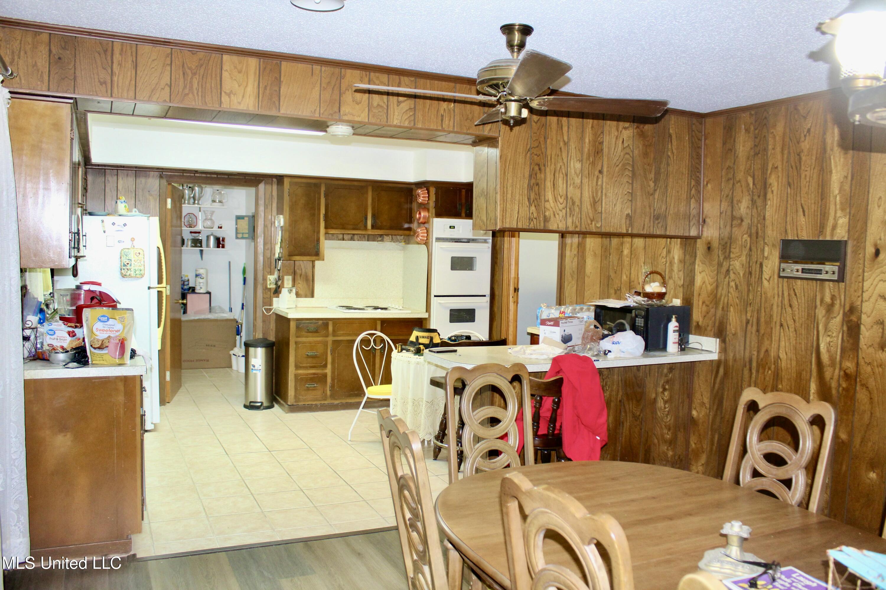 2284 Windsor Court, Biloxi, Mississippi image 4