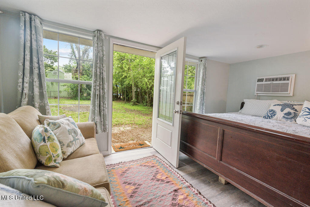 317 Ballentine Street, Bay Saint Louis, Mississippi image 10