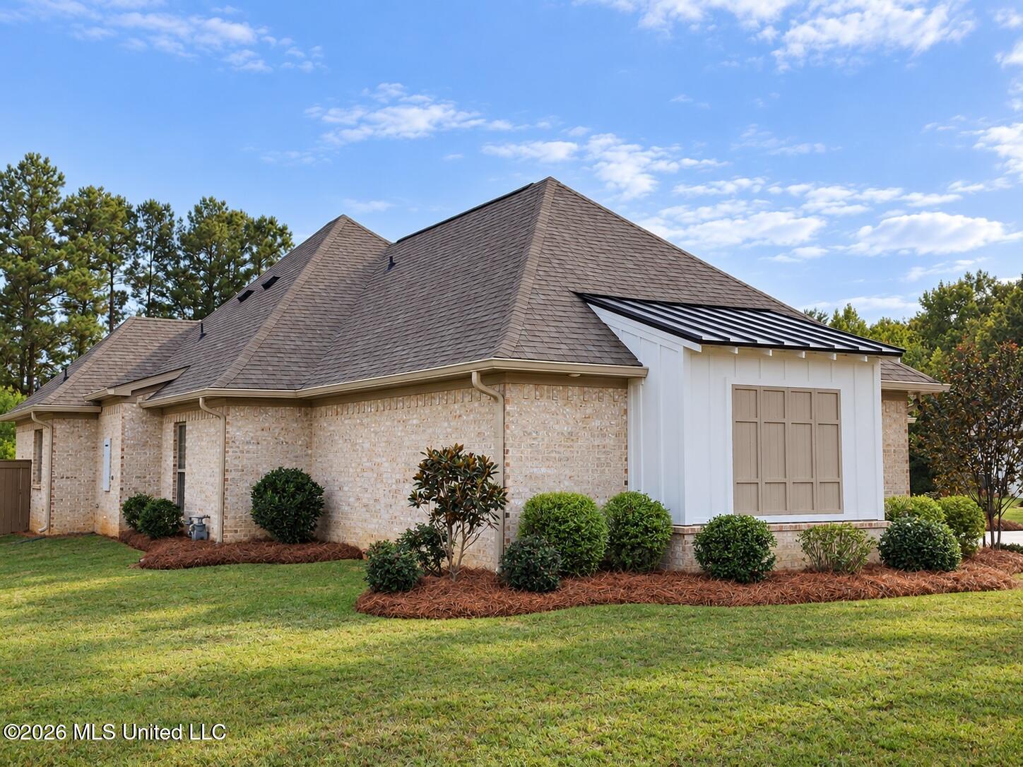 623 Wild Horse Lane