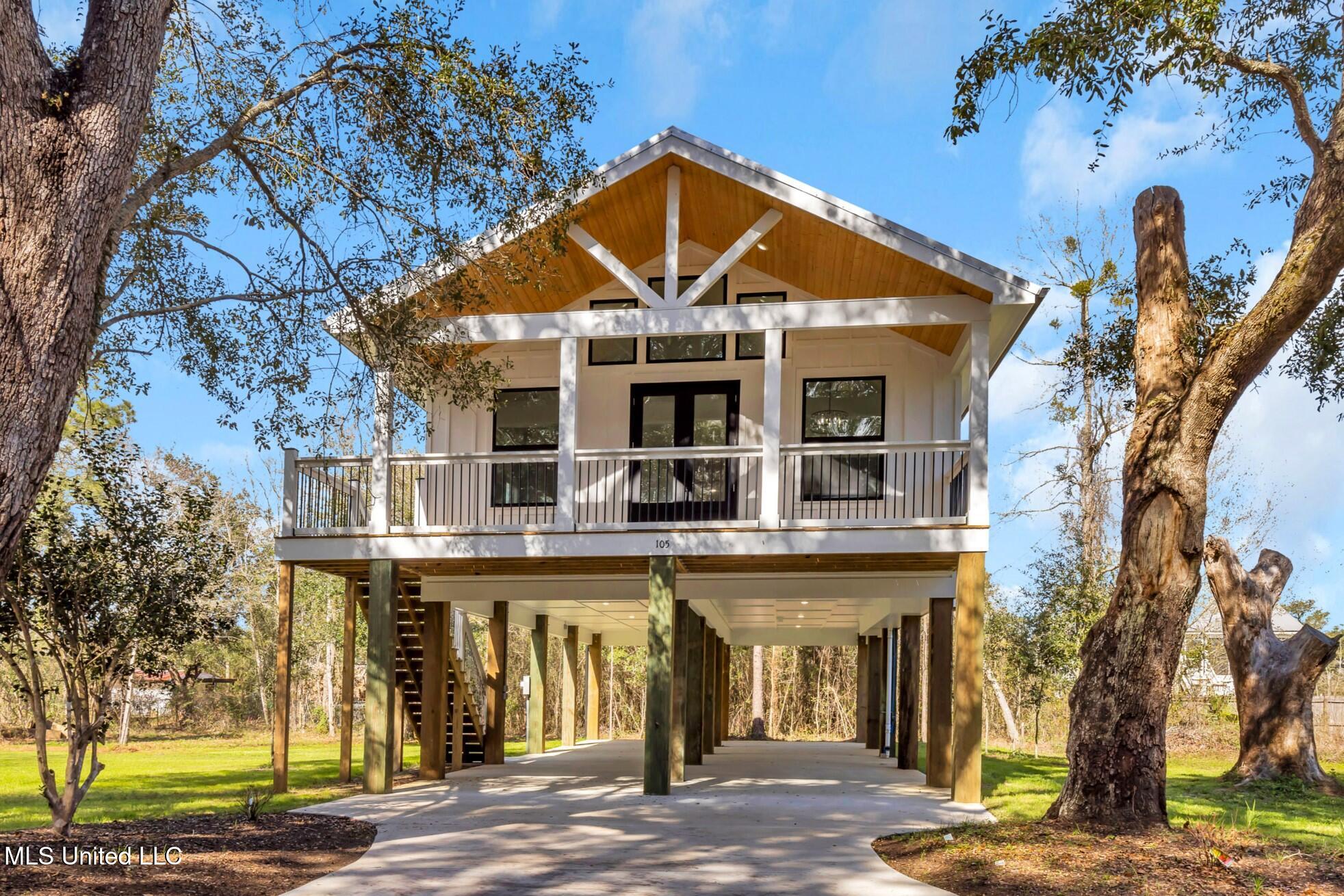 105 Austin Lane, Bay Saint Louis, Mississippi image 1