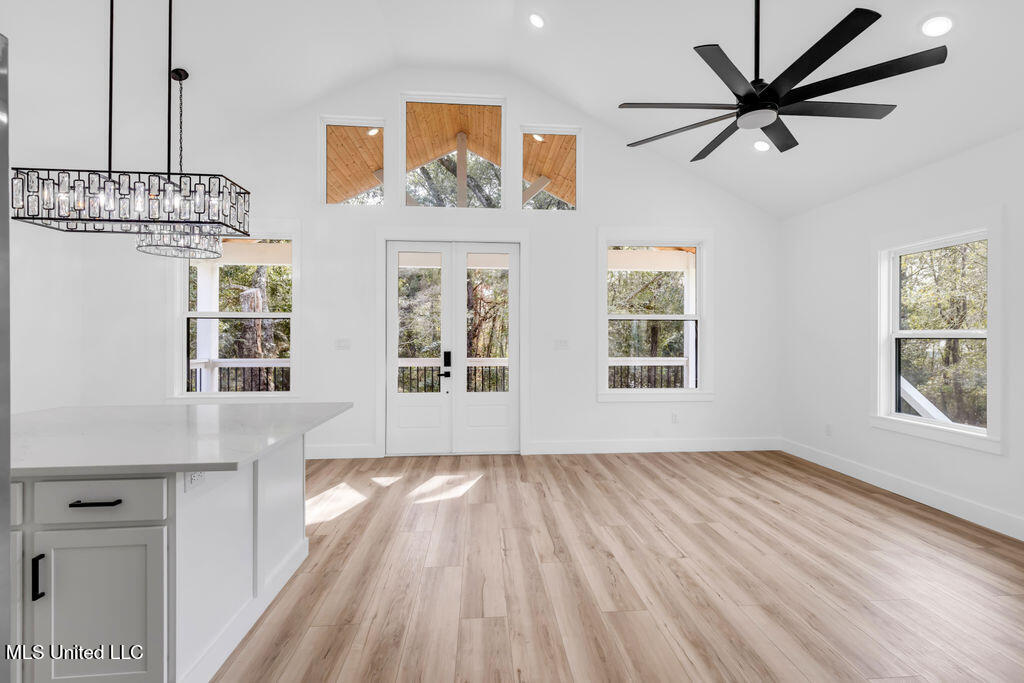 105 Austin Lane, Bay Saint Louis, Mississippi image 33