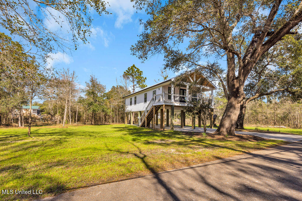 105 Austin Lane, Bay Saint Louis, Mississippi image 25