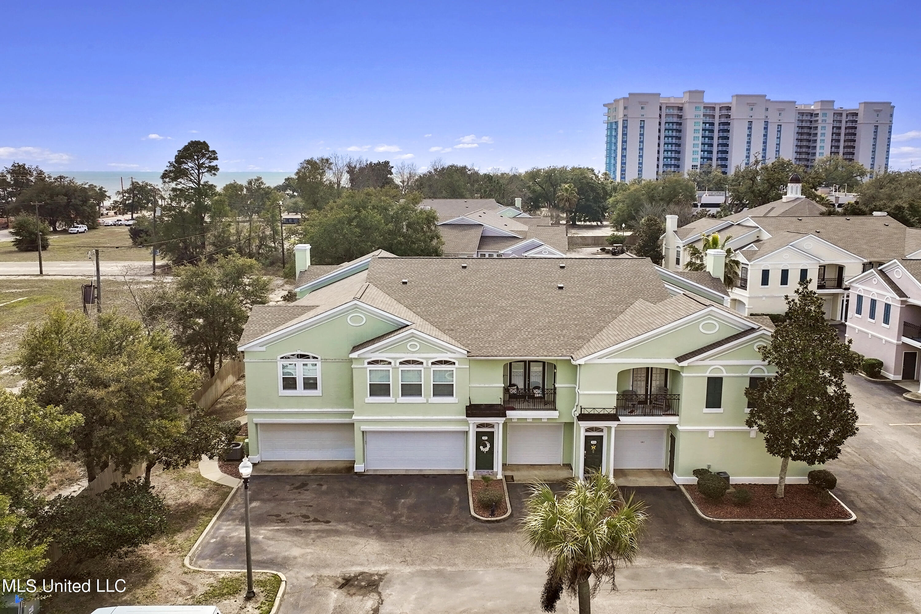 2252 Beach Drive #505, Gulfport, Mississippi image 2