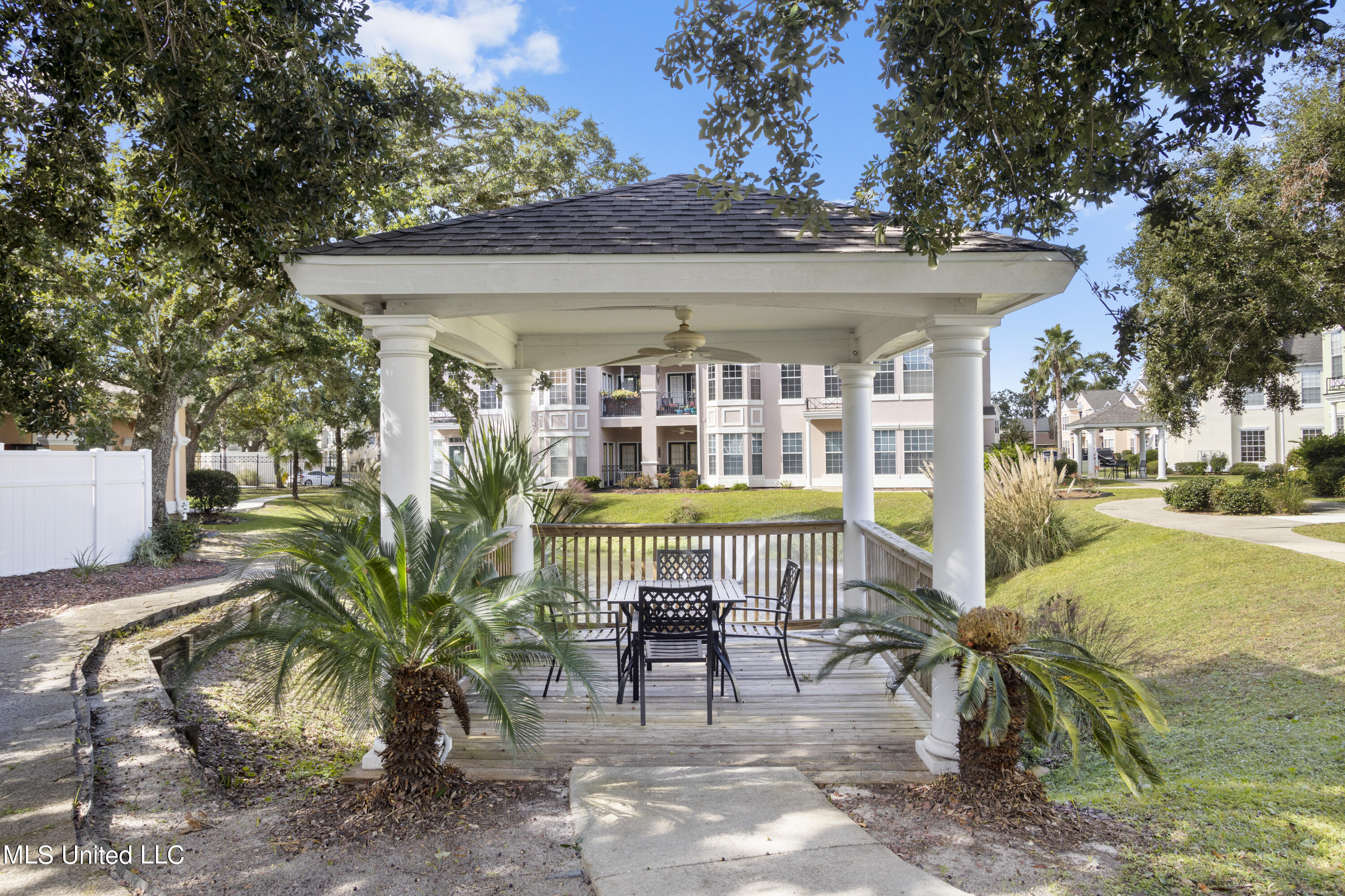 2252 Beach Drive #505, Gulfport, Mississippi image 40