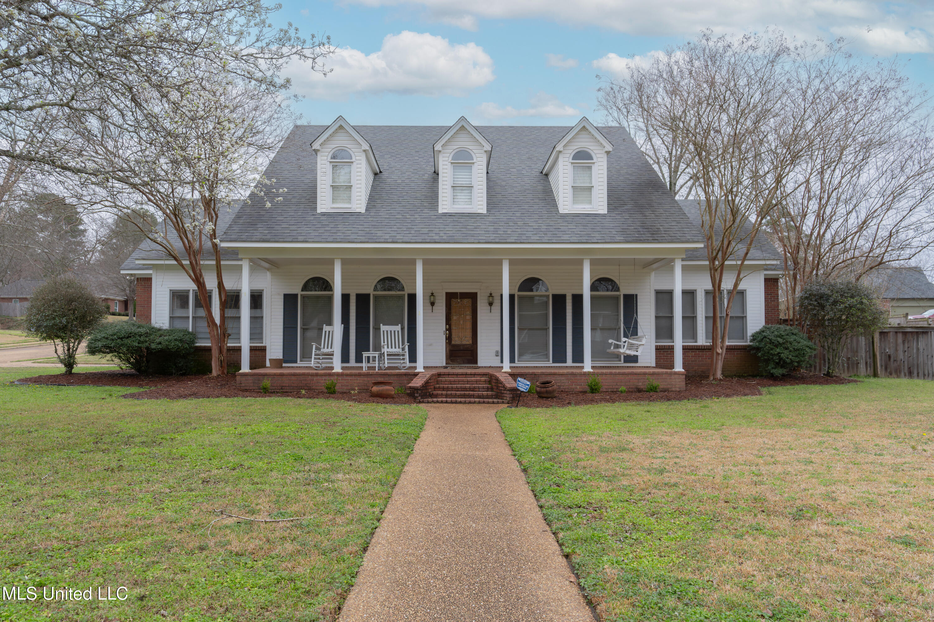 207 Concord Drive, Clinton, Mississippi image 1