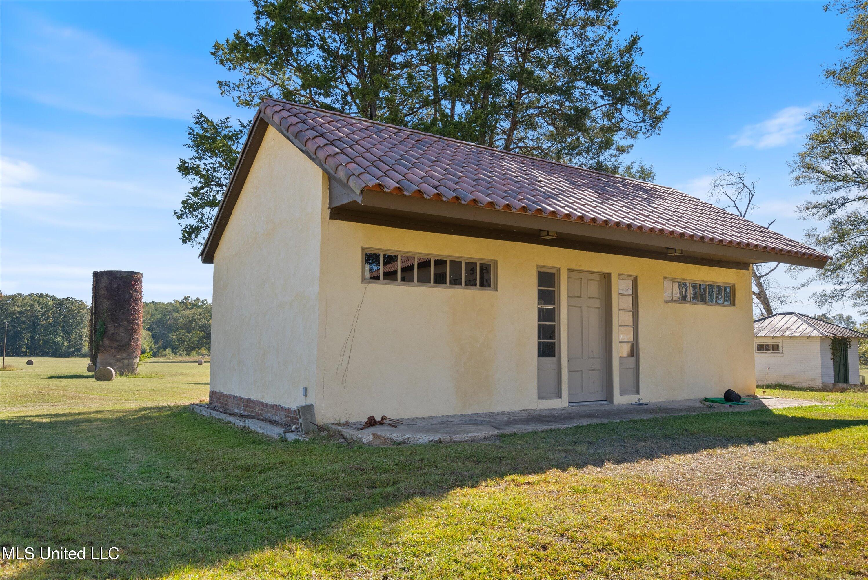 1900 Pearidge Road, Grenada, Mississippi image 46