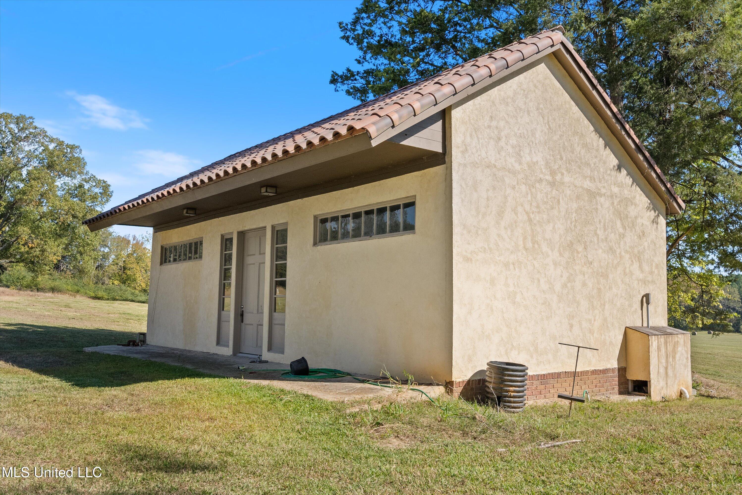 1900 Pearidge Road, Grenada, Mississippi image 45