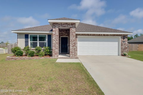 Homes For Rent - 1033 Enclave Circle<br/> Long Beach, MS 39560
