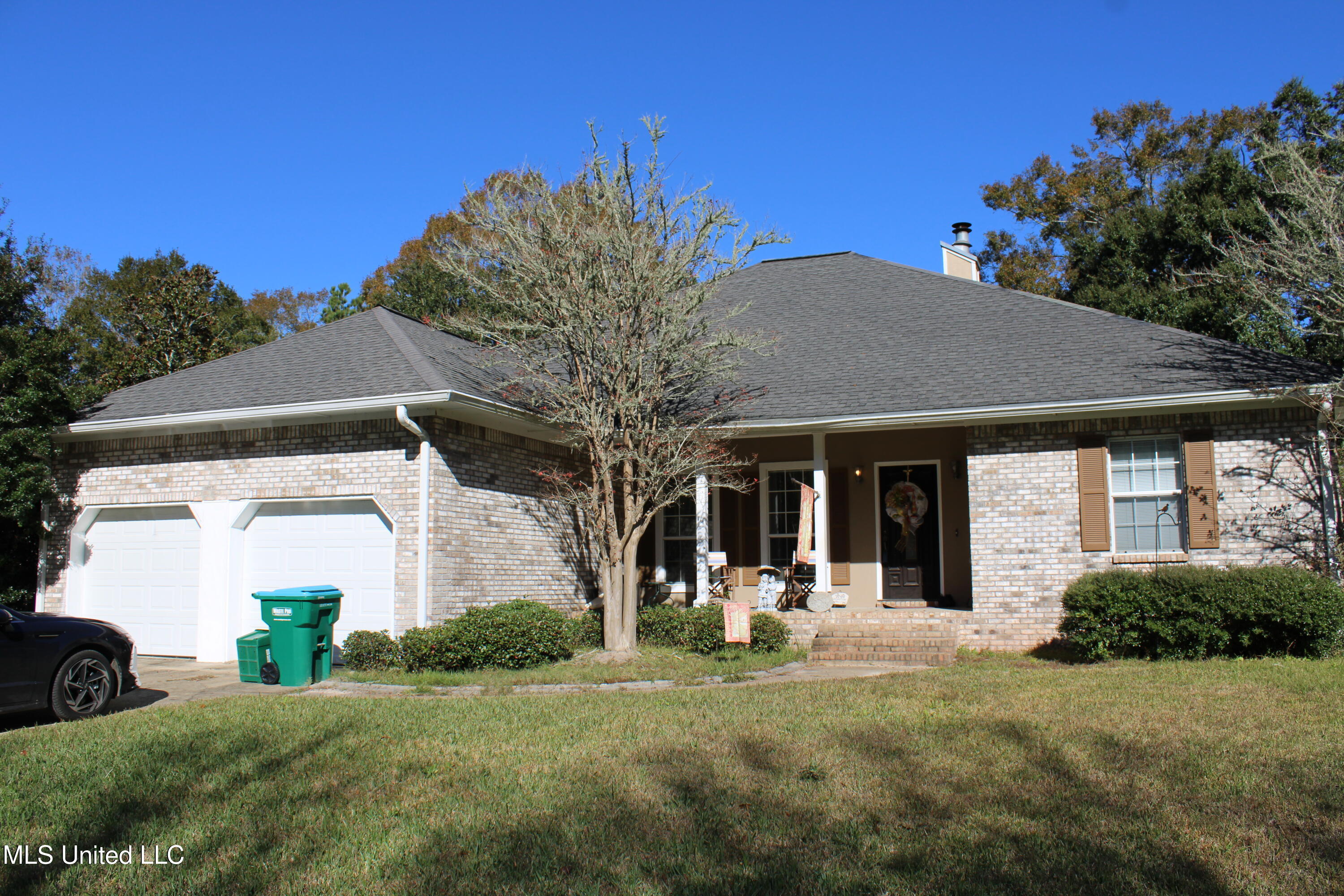 3723 Cabildo Place, Ocean Springs, Mississippi image 1