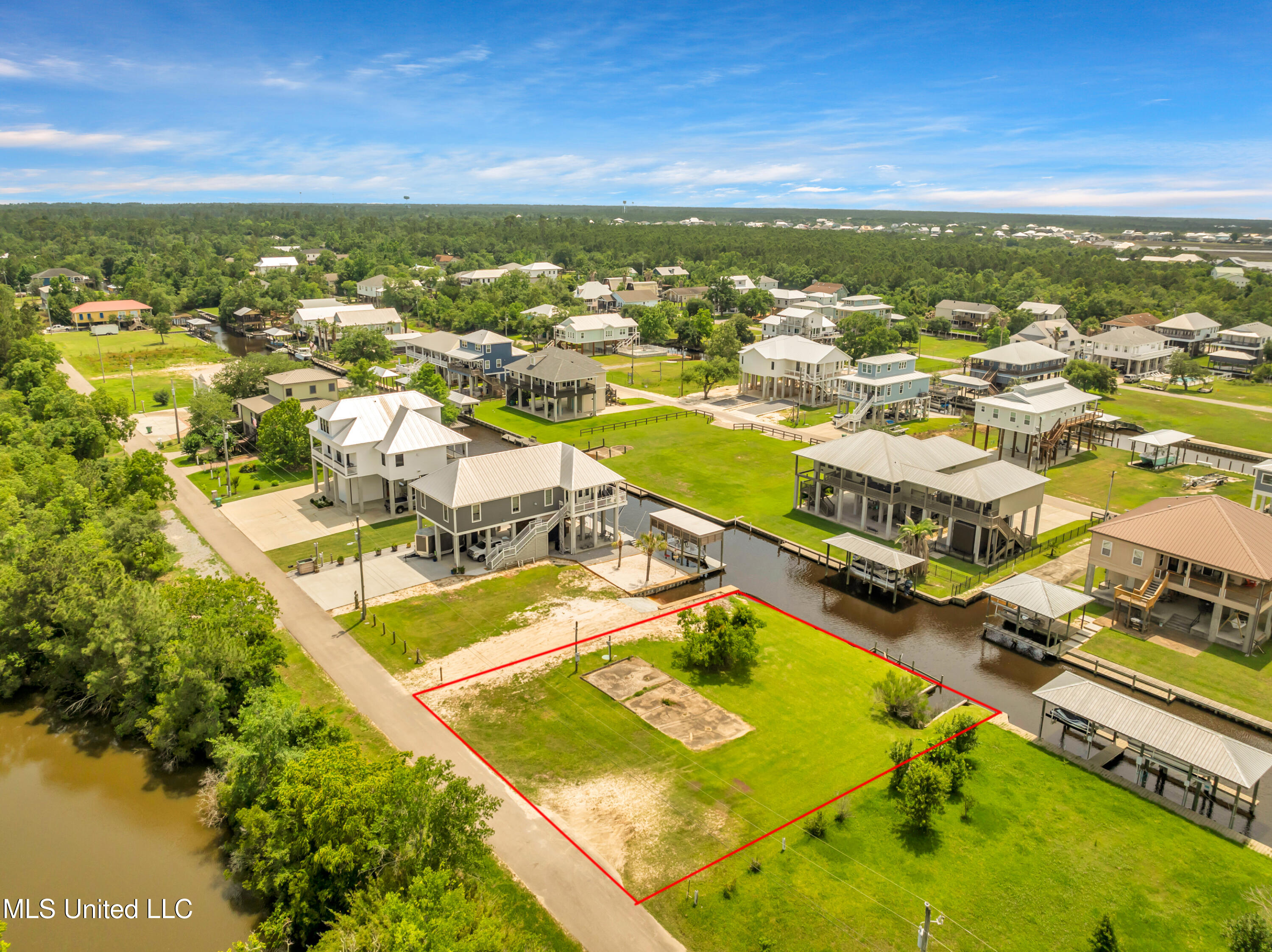 98 Wolfe Street, Bay Saint Louis, Mississippi image 11