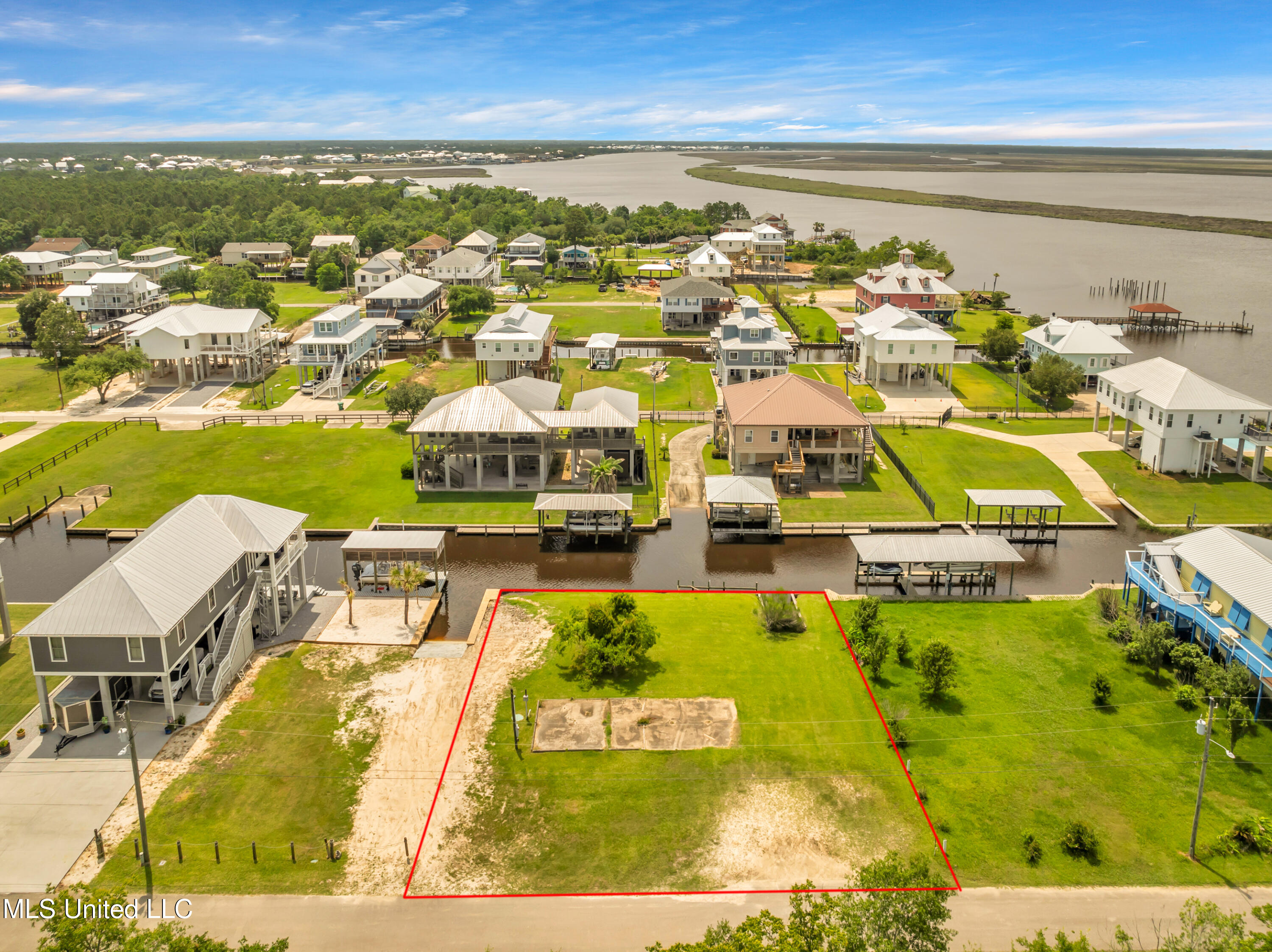 98 Wolfe Street, Bay Saint Louis, Mississippi image 12
