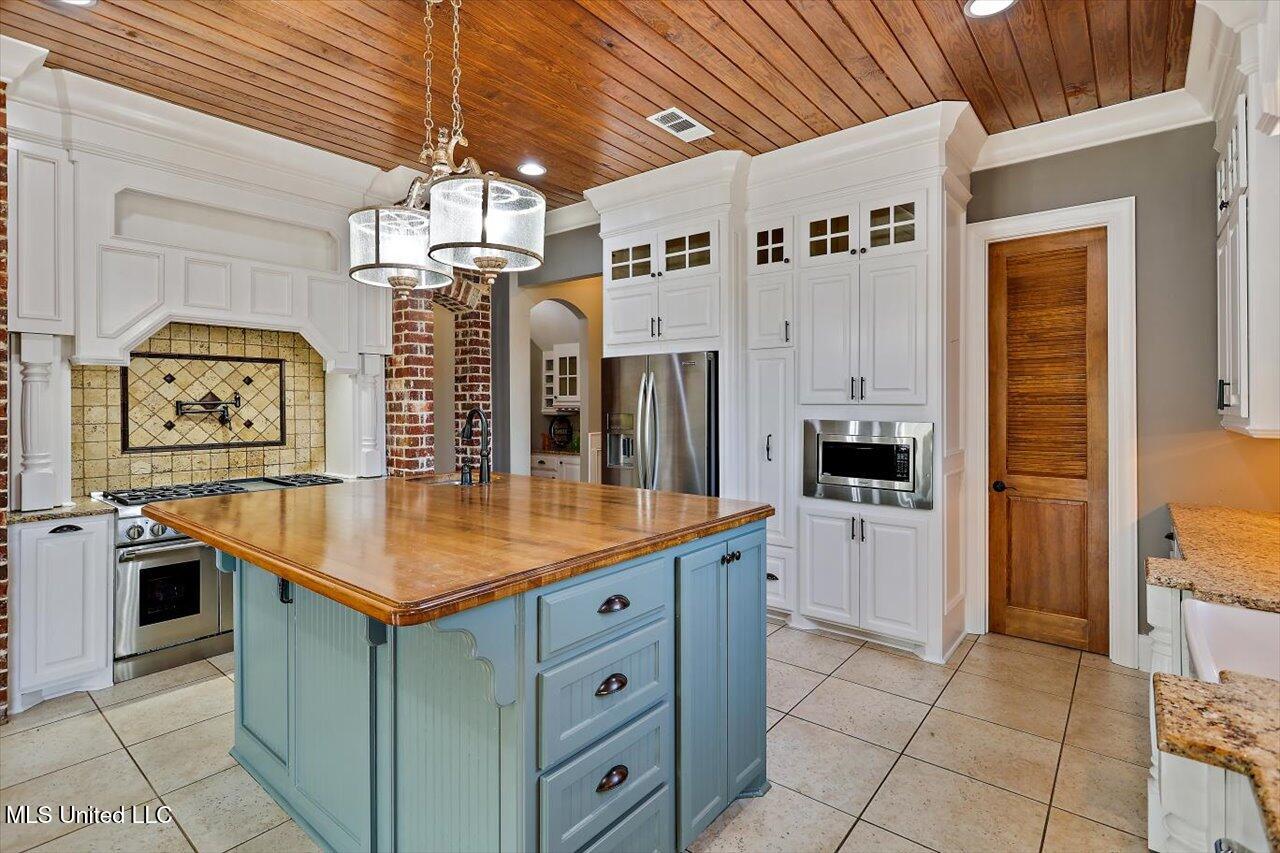 100 Indian Creek Boulevard, Flowood, Mississippi image 3