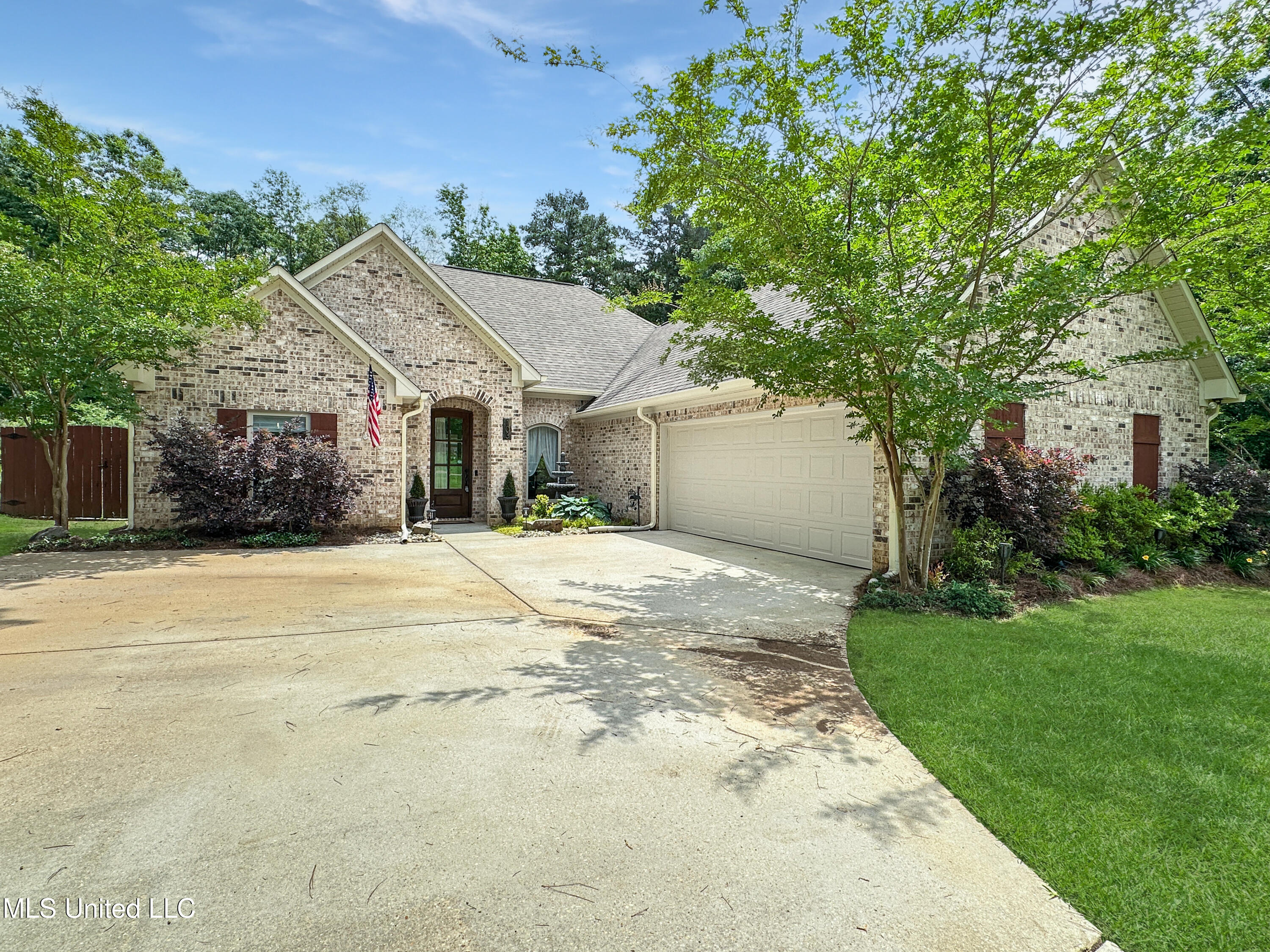 103 Saint Charles Avenue, Florence, Mississippi image 2