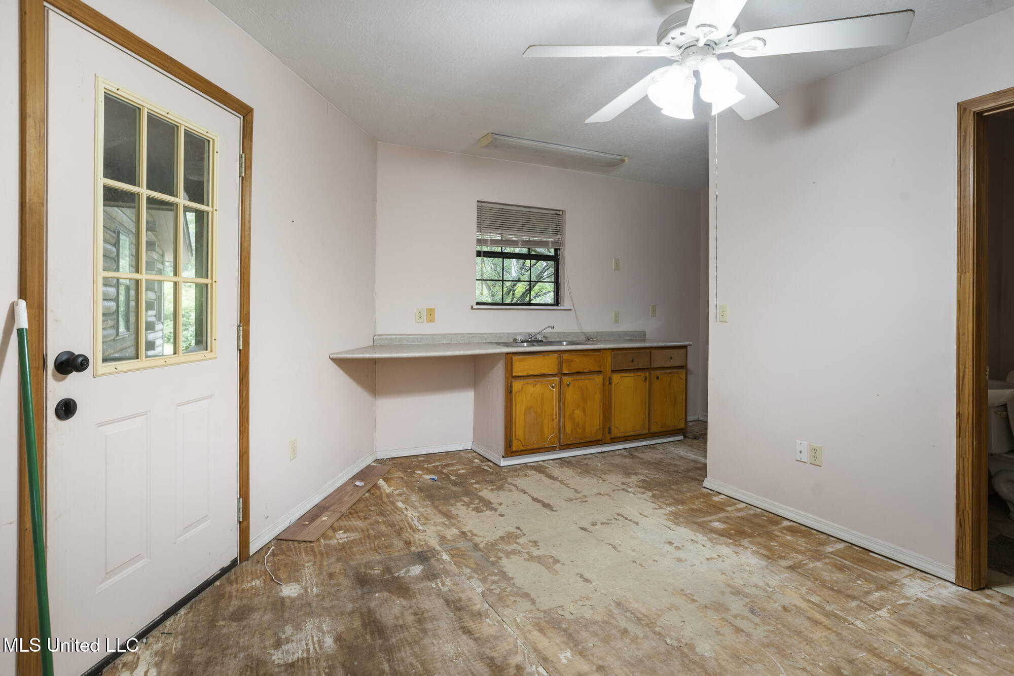 10 N Lakeshore Drive, Lumberton, Mississippi image 19