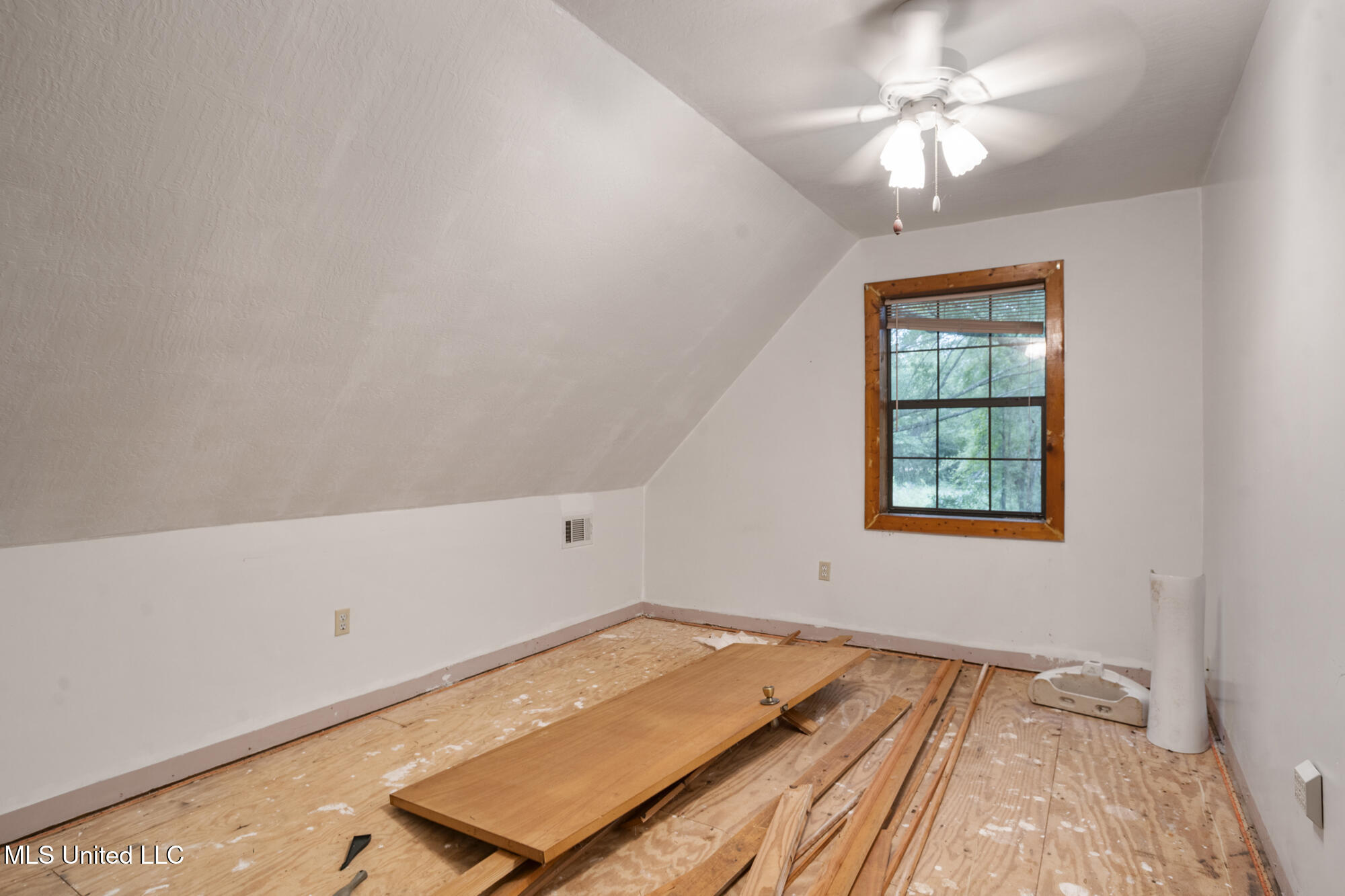 10 N Lakeshore Drive, Lumberton, Mississippi image 16