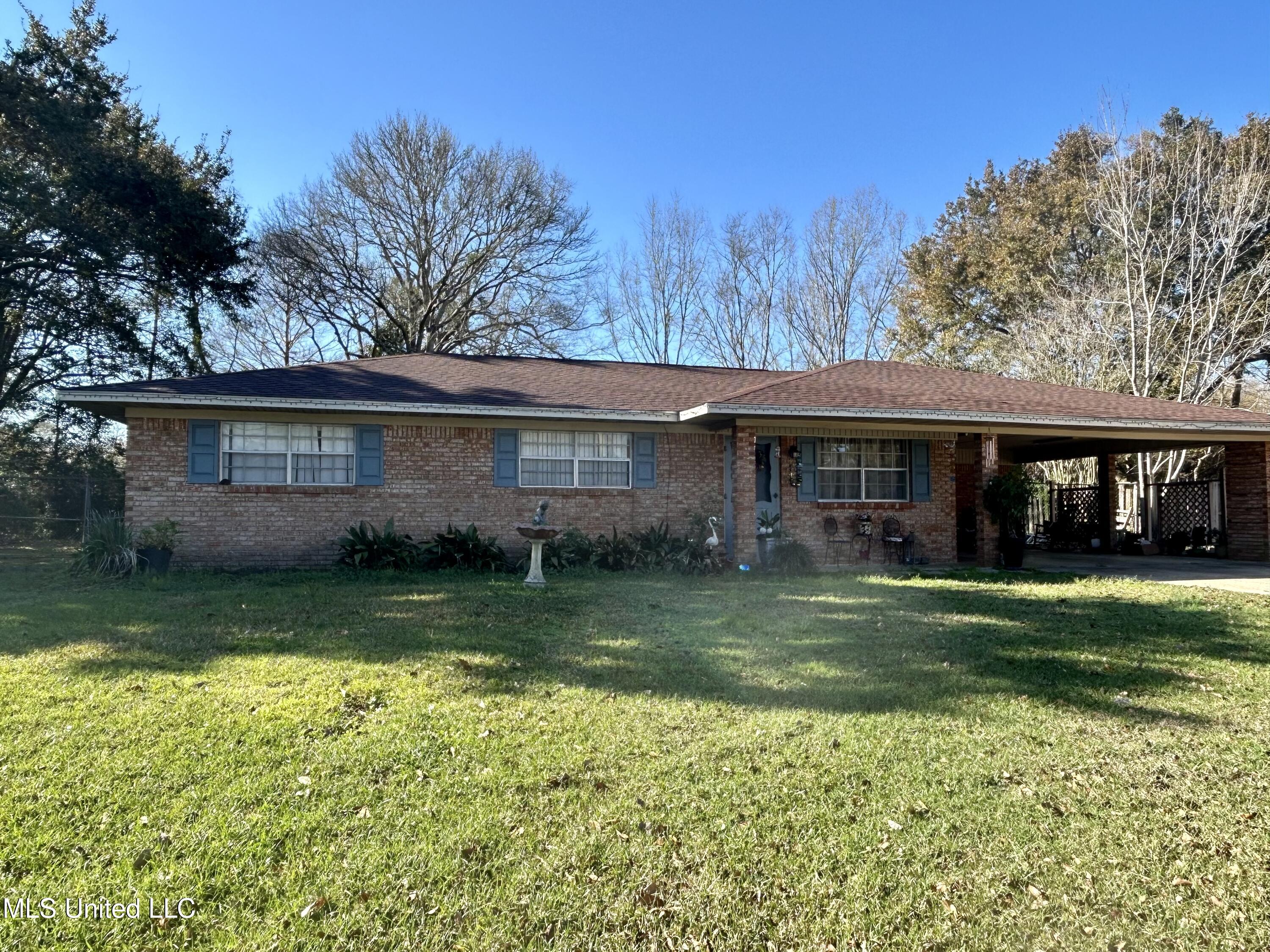 403 Brumbaugh Road, Ocean Springs, Mississippi image 1