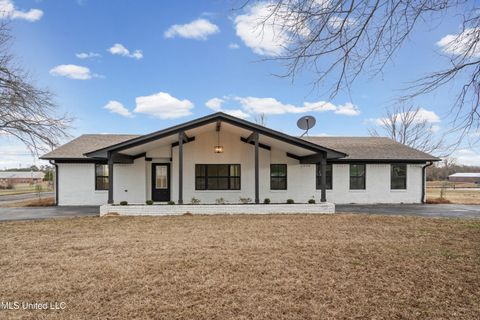 Homes For Sale - 780 Salem Avenue<br/> Marshall County, Holly Springs, MS 38635