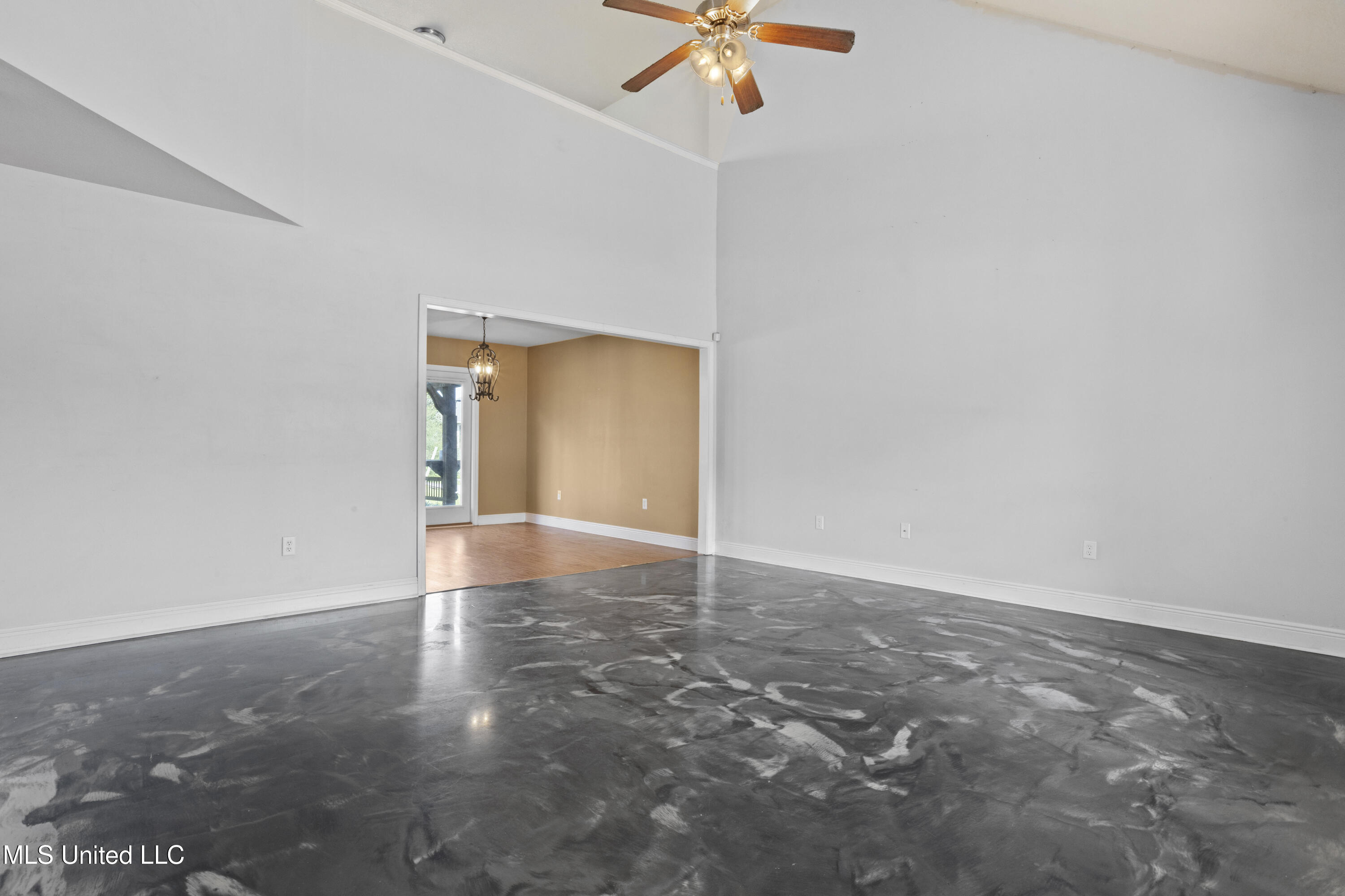 13694 Windwood Drive, Gulfport, Mississippi image 7