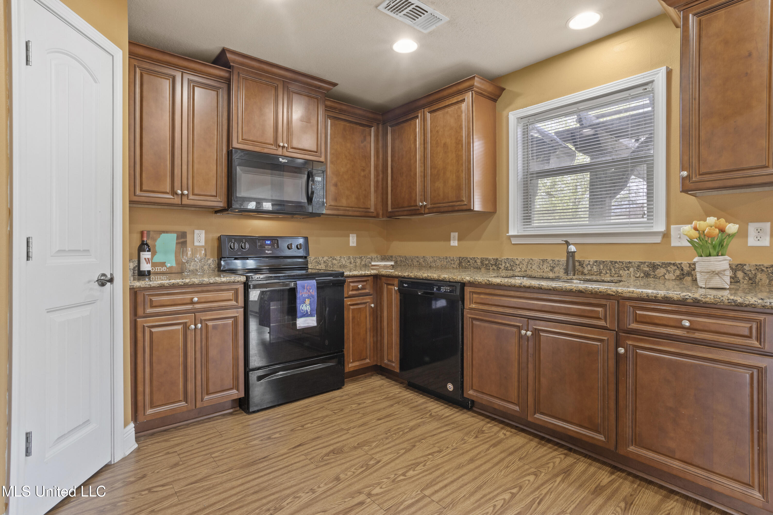 13694 Windwood Drive, Gulfport, Mississippi image 11