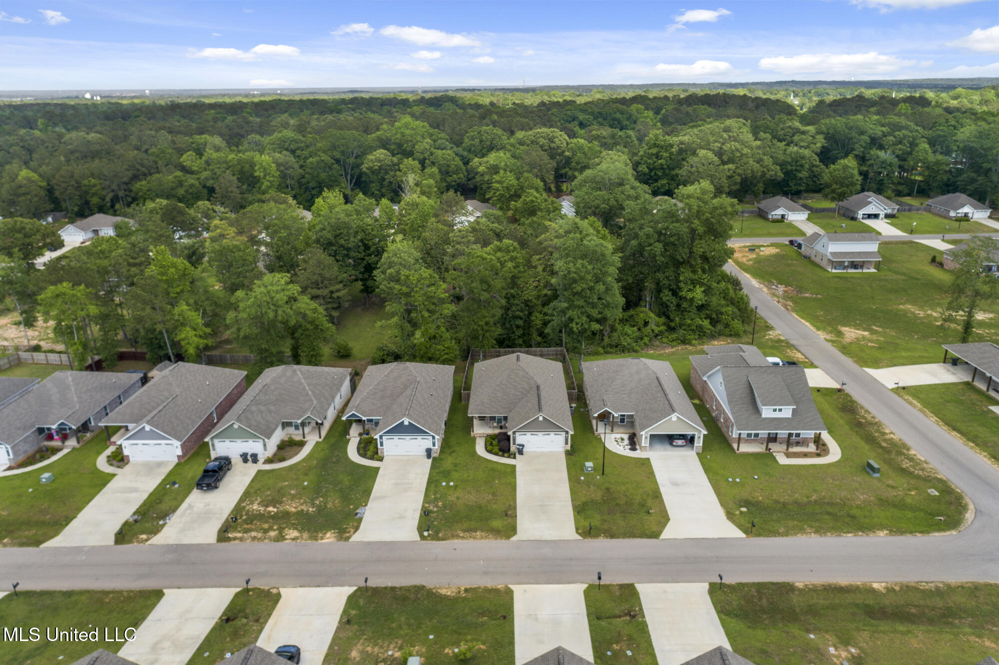 12 N Barnes Field Drive, Hattiesburg, Mississippi image 42