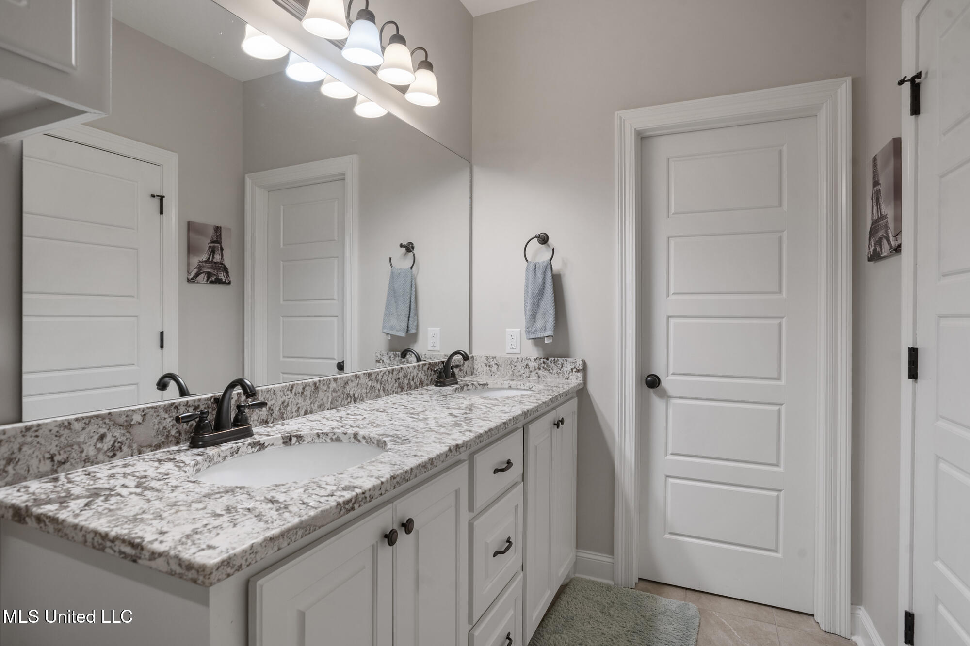12 N Barnes Field Drive, Hattiesburg, Mississippi image 24