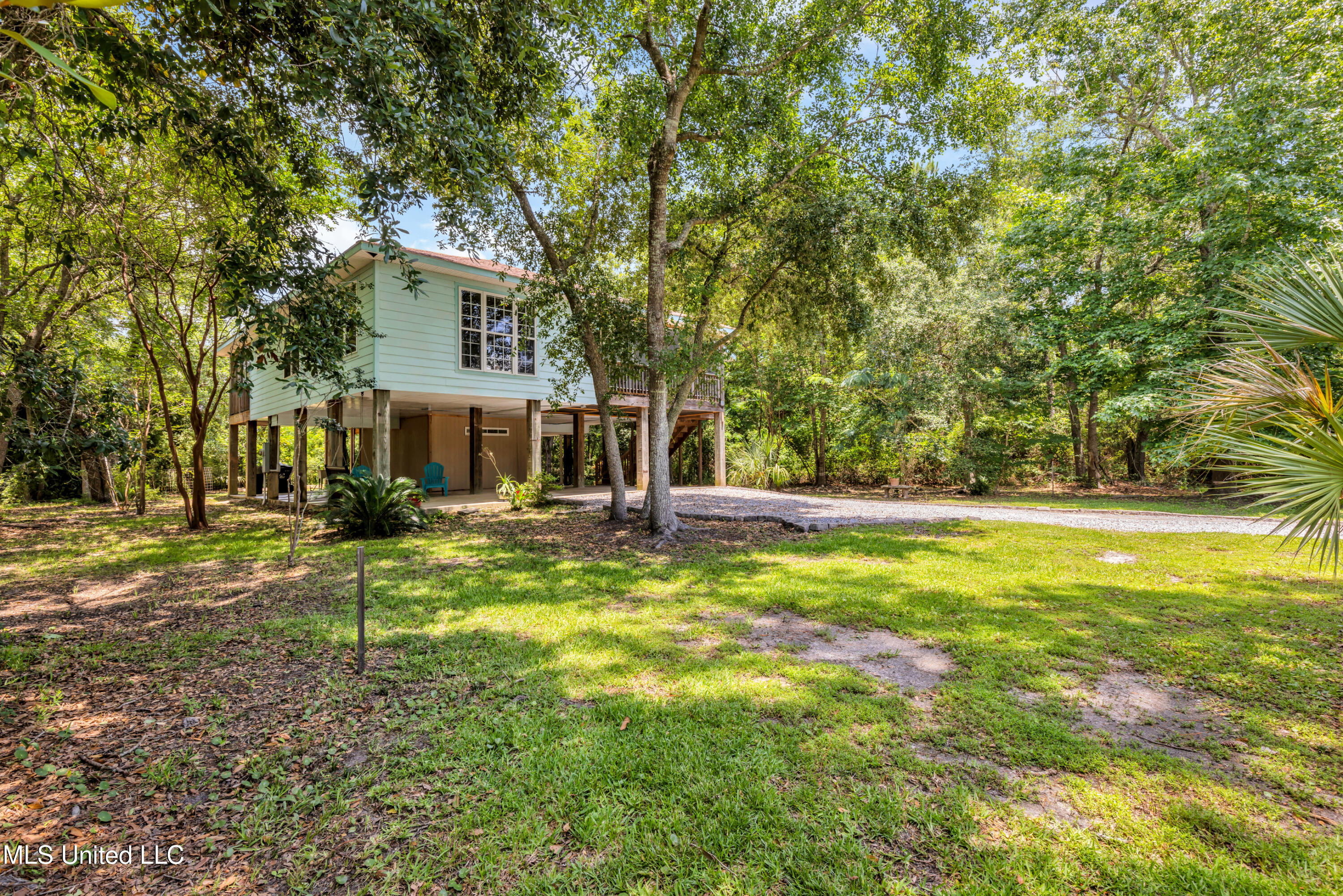 316 Walthall Street, Pass Christian, Mississippi image 3