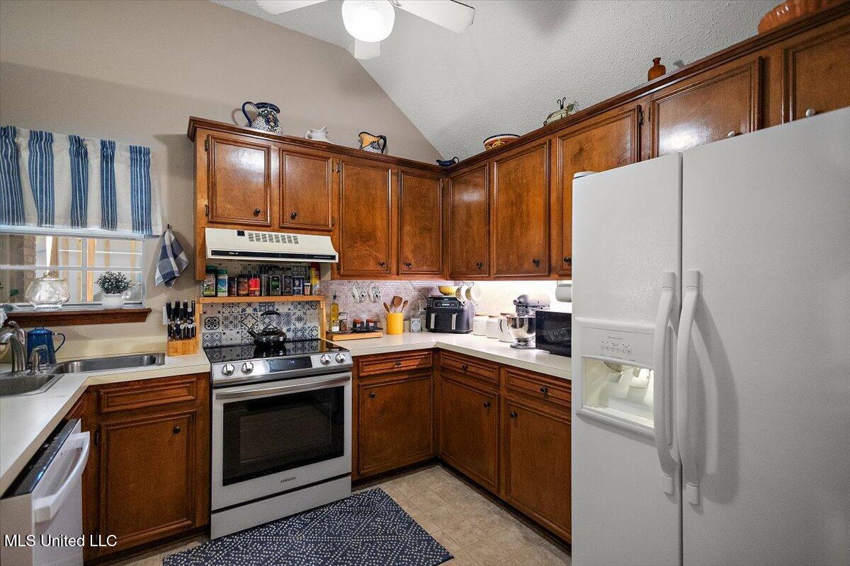 147 Lofty Pine Lane, Clinton, Mississippi image 13